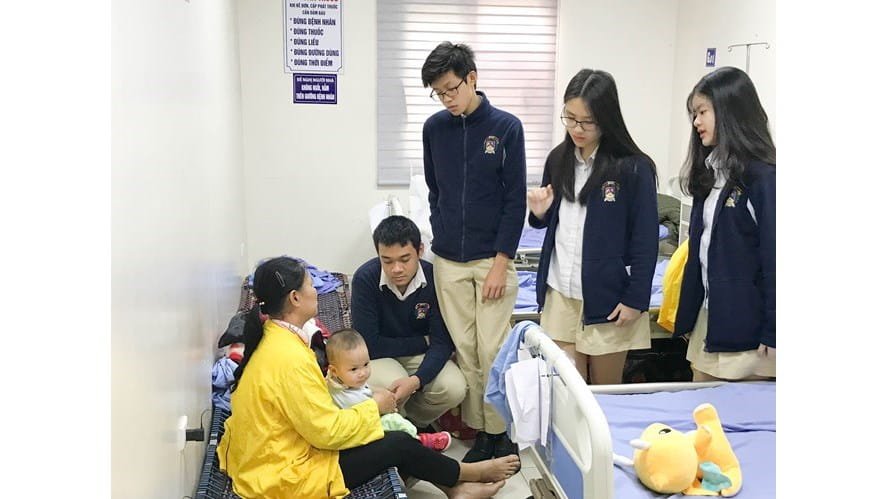 CLB Nụ cười hỗ trợ phẫu thuật từ thiện tại Bệnh viện Răng Hàm Mặt Trung ương-smile-club-to-support-medical-mission-at-the-national-hospital-of-odonto-stomatology-IMG_2927