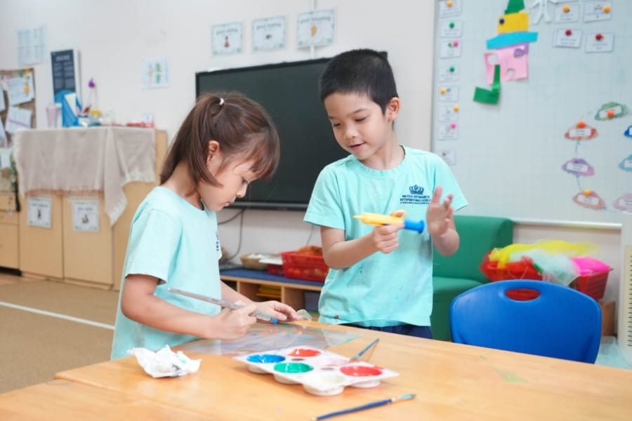 Skills AI Can’t Match | Nord Anglia Education - 02 - Carousel Default