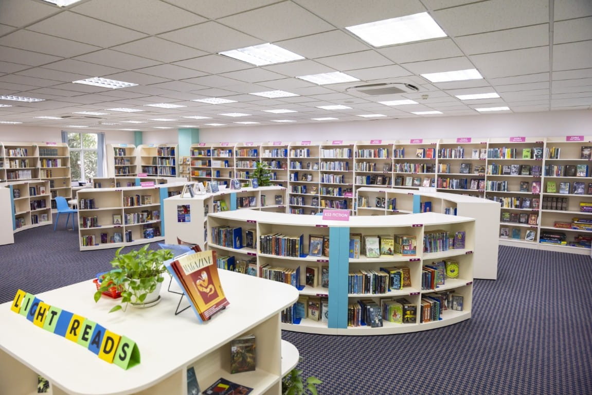 BVIS Hà Nội, Trường quốc tế đa cấp anh việt hoàng gia (bvis) - 08 - Carousel Default