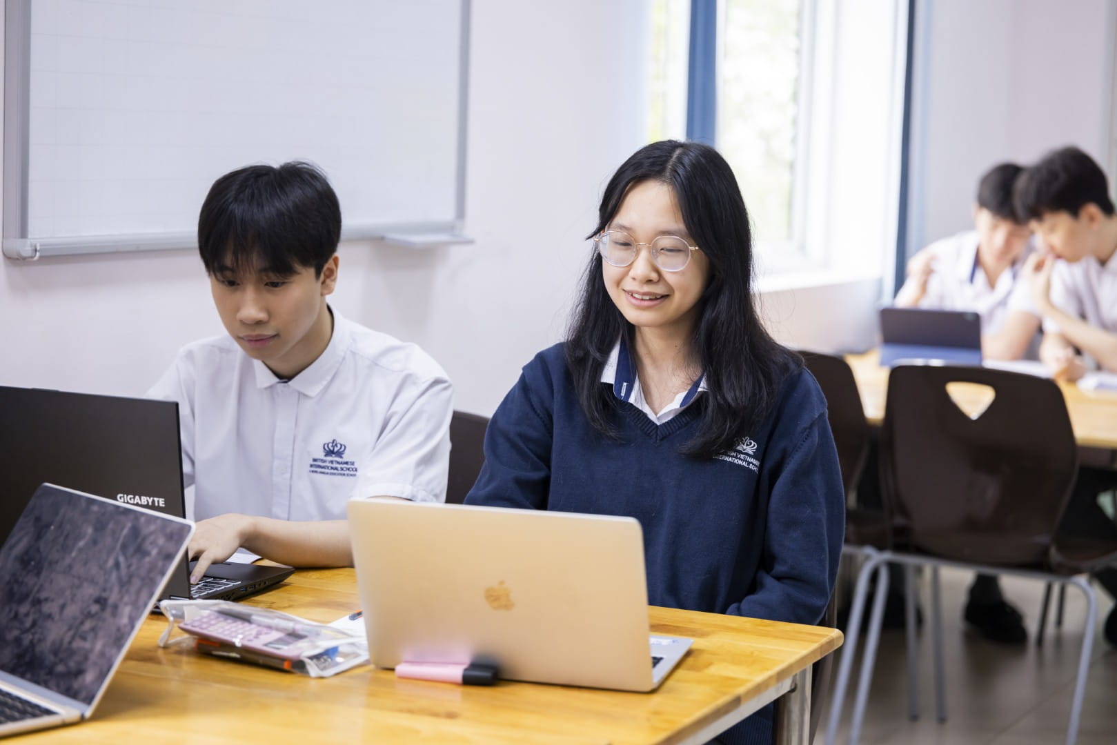 BVIS Hà Nội, Trường quốc tế đa cấp anh việt hoàng gia (bvis) - 08 - Carousel Default