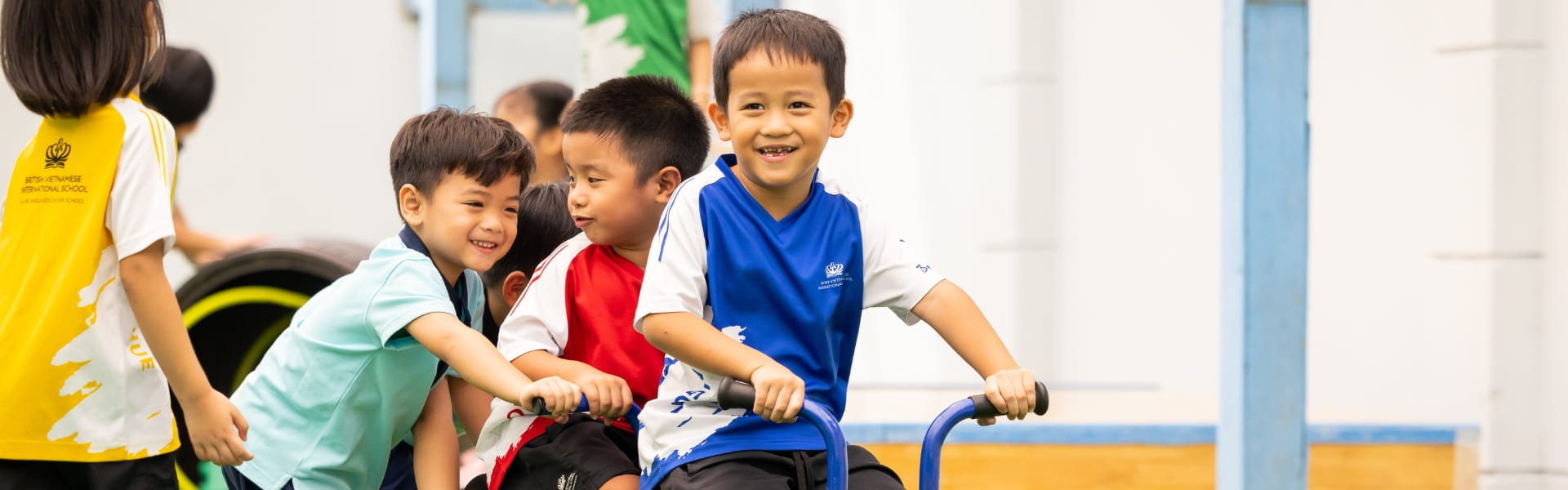 Dịch Vụ Xe Buýt Trường Học | BVIS Hà Nội - Content Page Header