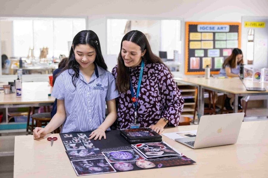 Kết quả A level xuất sắc và thành tích học tập - 04 - visualTimeline WithTags