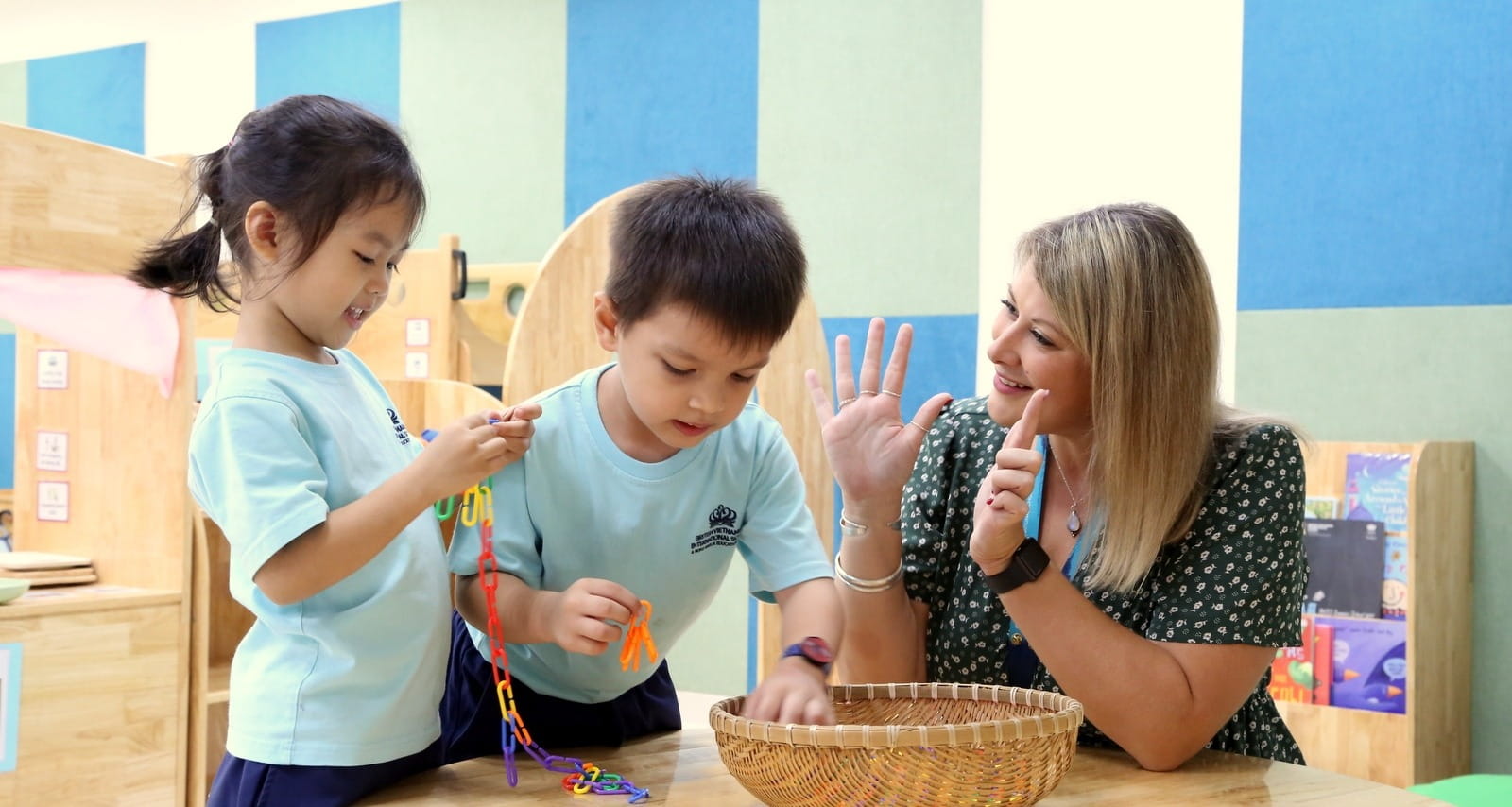 BVIS HCMC | Nord Anglia - 08 - Carousel Default