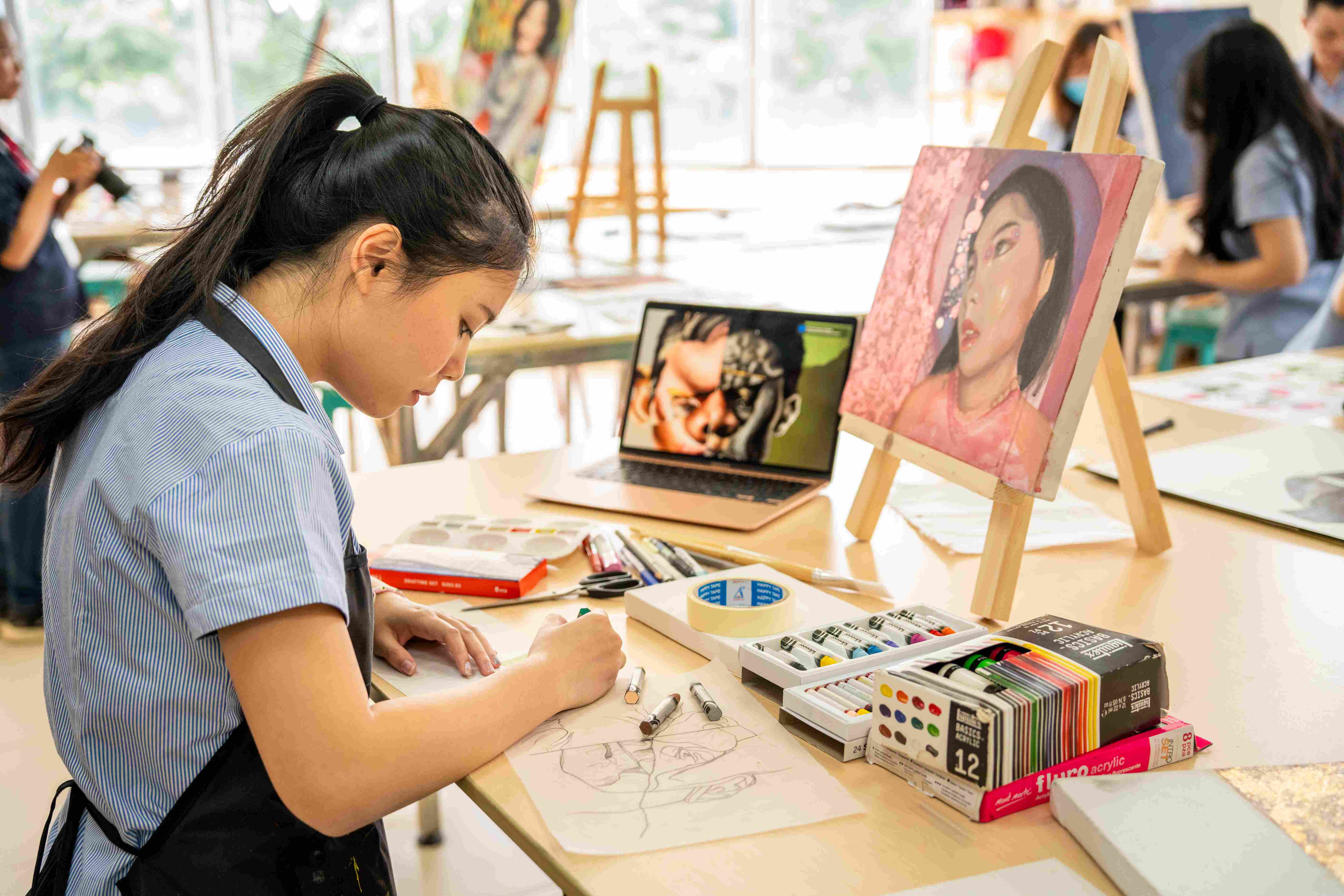 A Level tại Việt Nam | BVIS HCMC - Small Text And Image SEO