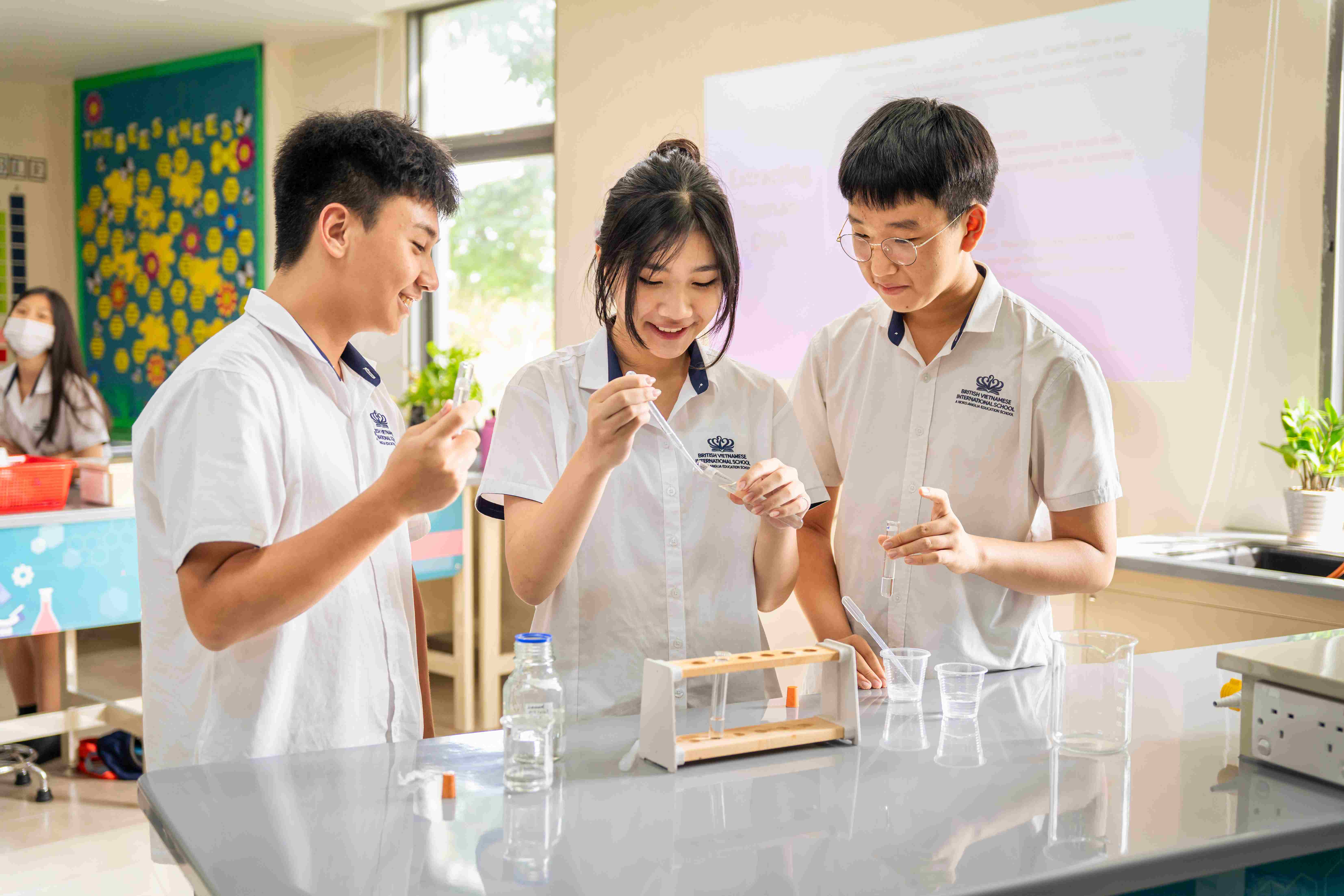 IGCSE School, HCMC | BVIS HCMC - 04 - visualTimeline WithTags