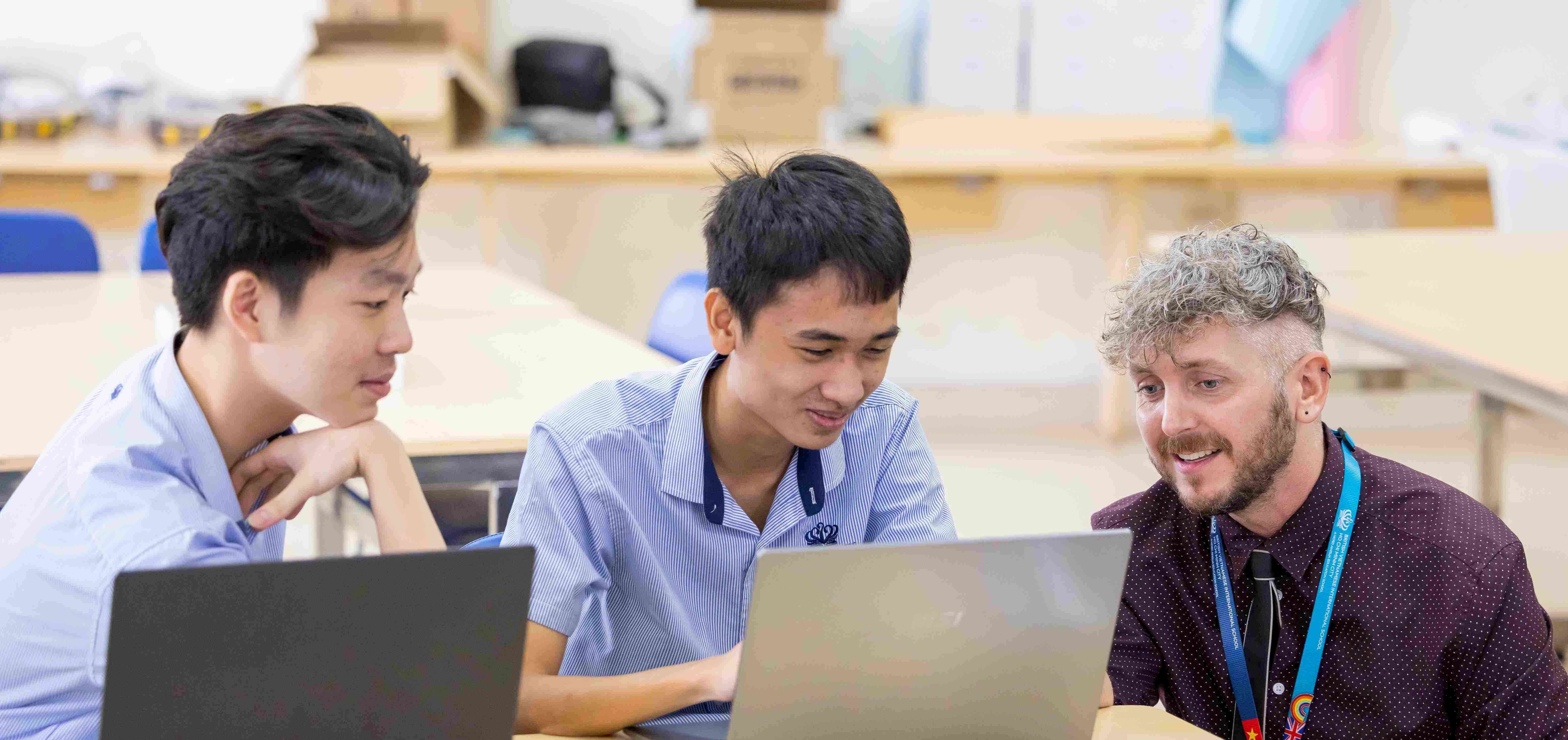 TRẢI NGHIỆM TRƯỜNG HỌC ẢO | BVIS - 01 Tertiary Page Header