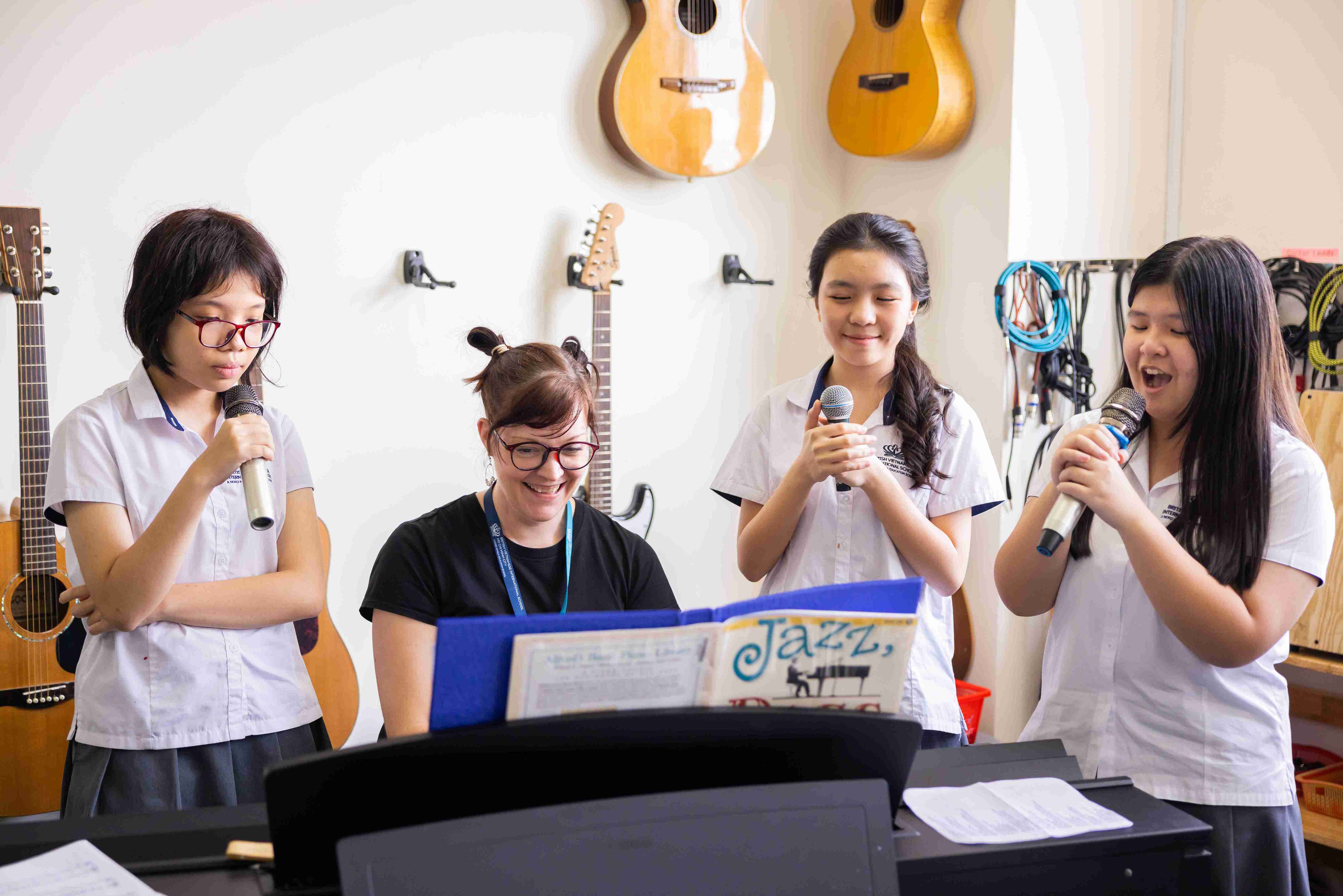 Careers | BVIS HCMC - 01 Tertiary Page Header