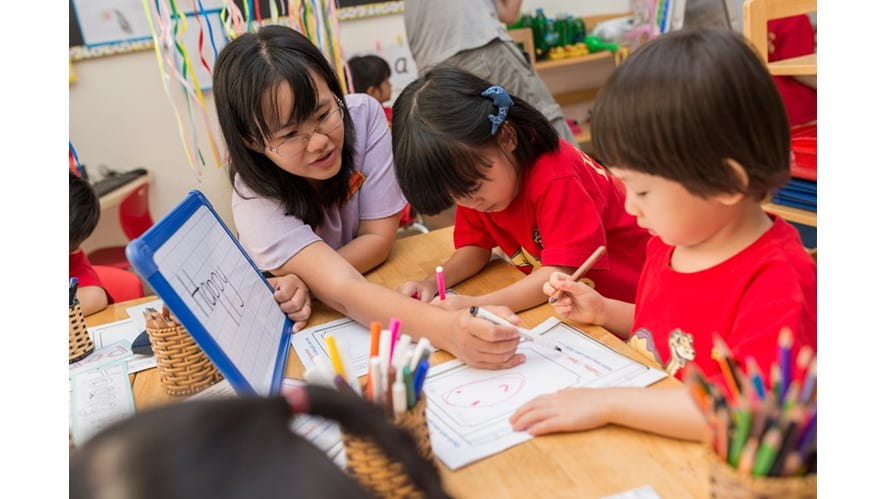 10 Things You Need To Raise A Bilingual Child - 10-things-you-need-to-raise-a-bilingual-child