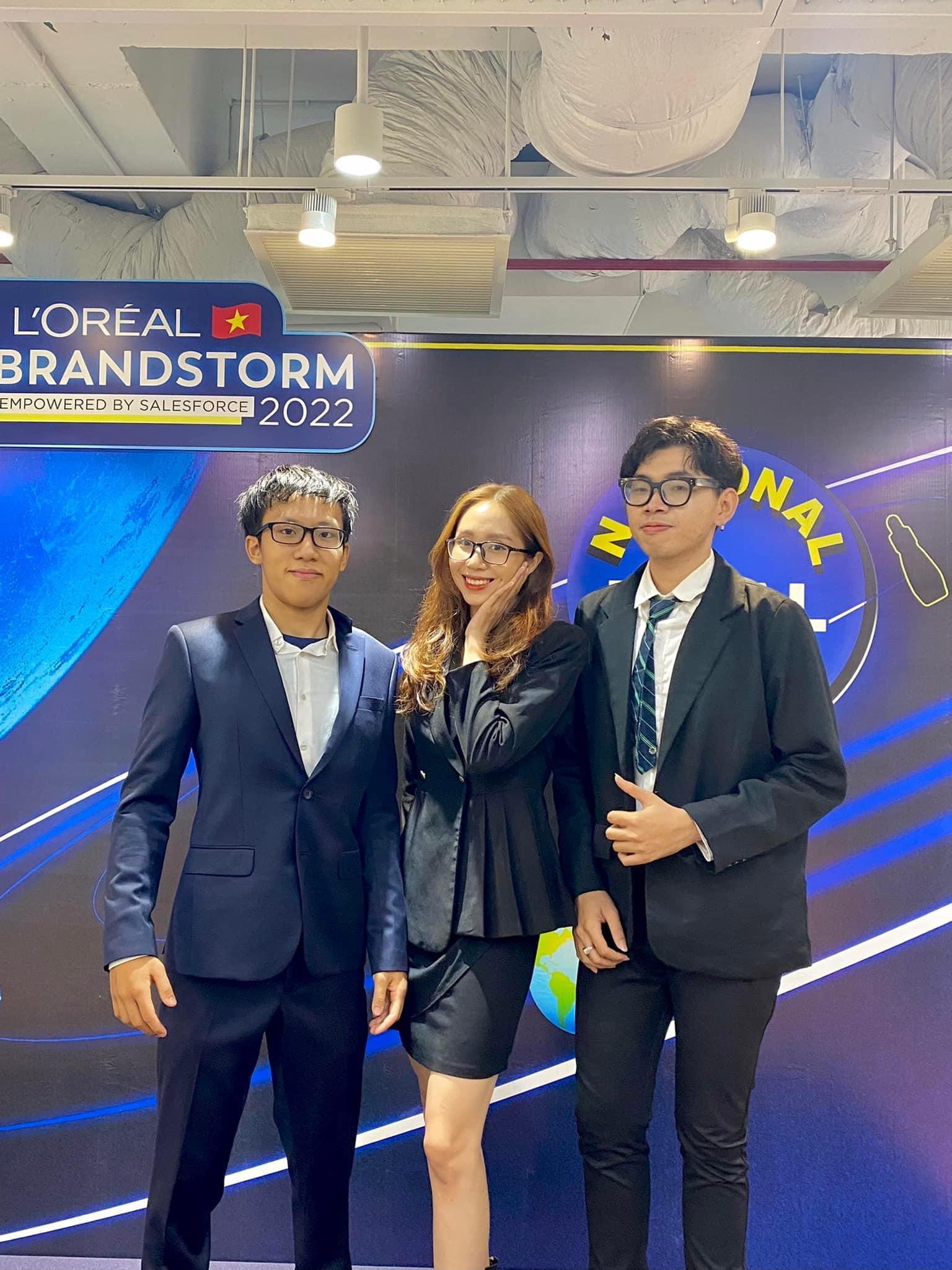 Hải Linh, cựu học sinh niên khóa 2020, xuất sắc đạt huy - Hai Linh Success Story