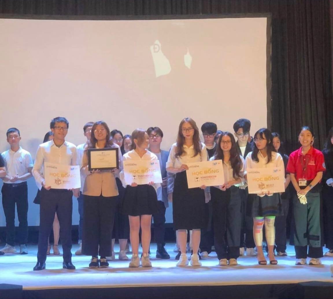 Hải Linh, cựu học sinh niên khóa 2020, xuất sắc đạt huy - Hai Linh Success Story