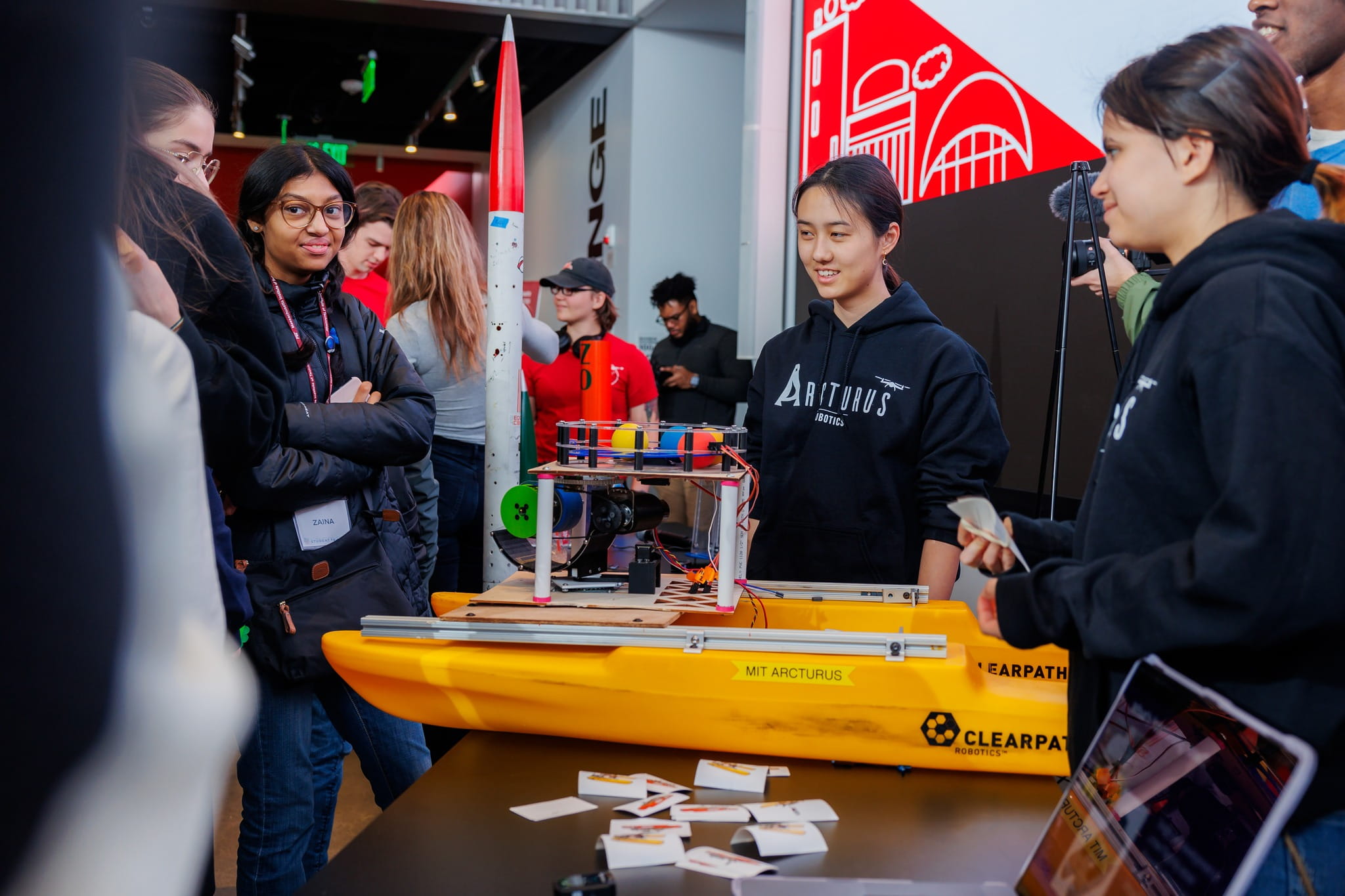 A priceless week of STEAM exploration for Bao Quyen, Year 10 at the prestigious Massachusetts Institute of Technology (MIT), USA! - Carousel For News Detail