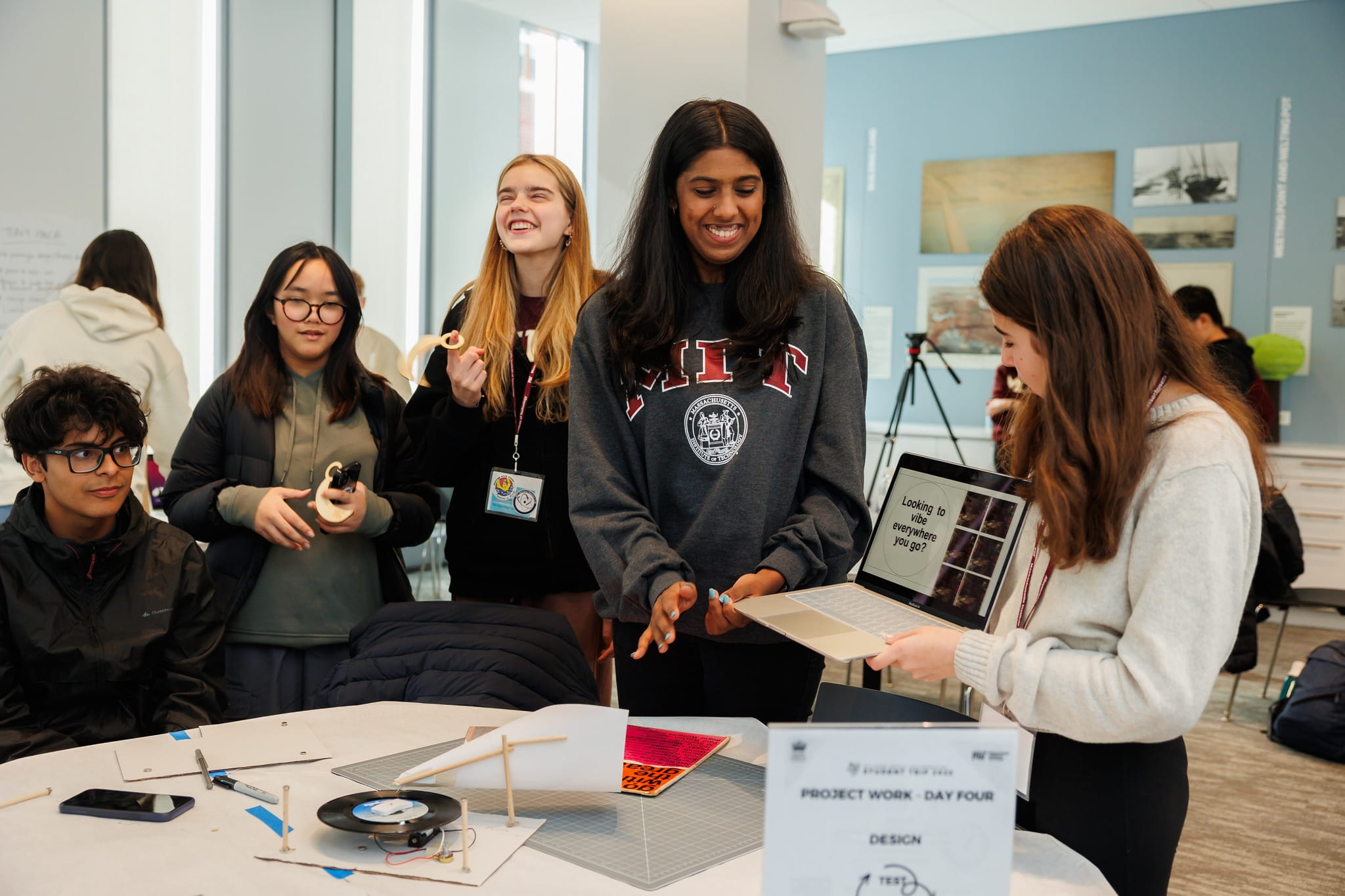 A priceless week of STEAM exploration for Bao Quyen, Year 10 at the prestigious Massachusetts Institute of Technology (MIT), USA! - Carousel For News Detail