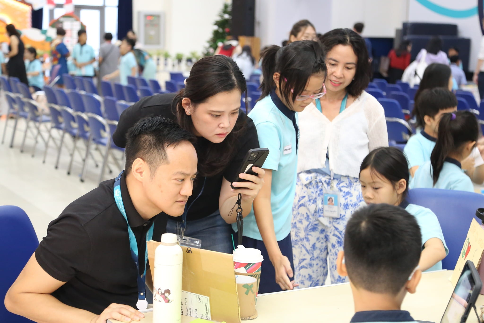 Buổi tổng kết Chương trình Tiểu học Quốc tế (IPC) của Lớp 5 học kỳ 1 năm 2023-2024 - Carousel For News Detail