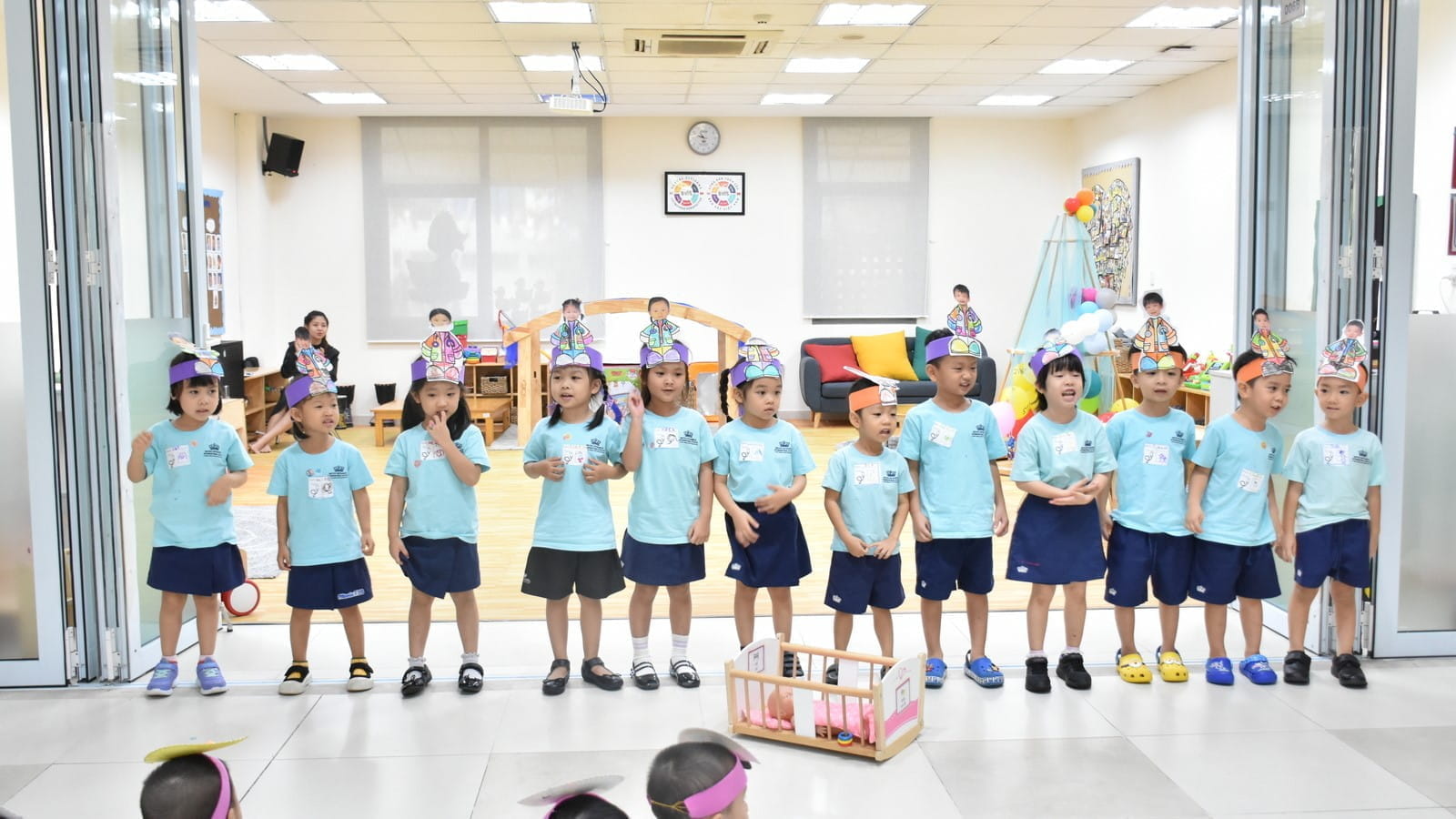 Rộn ràng Tuần lễ Đồng dao Mầm non Quốc tế 2023 tại khối Mầm non - Buzzing with excitement for World Nursery Rhyme Week 2023 at our EYFS