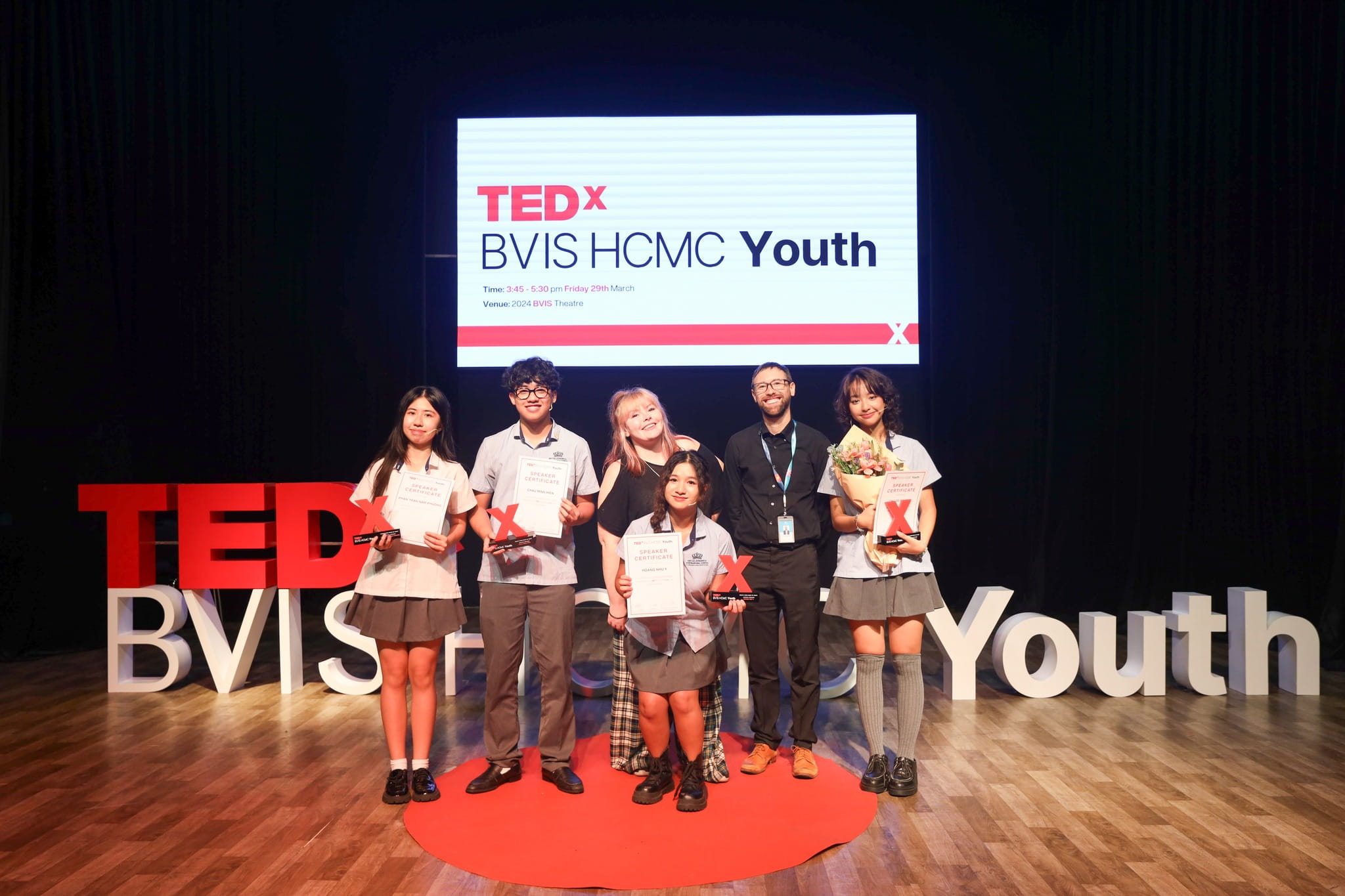 Bùng nổ cơn bão TEDxYOUTH lần đầu tiên tại BVIS! - The first-ever TEDxYOUTH storm at BVIS