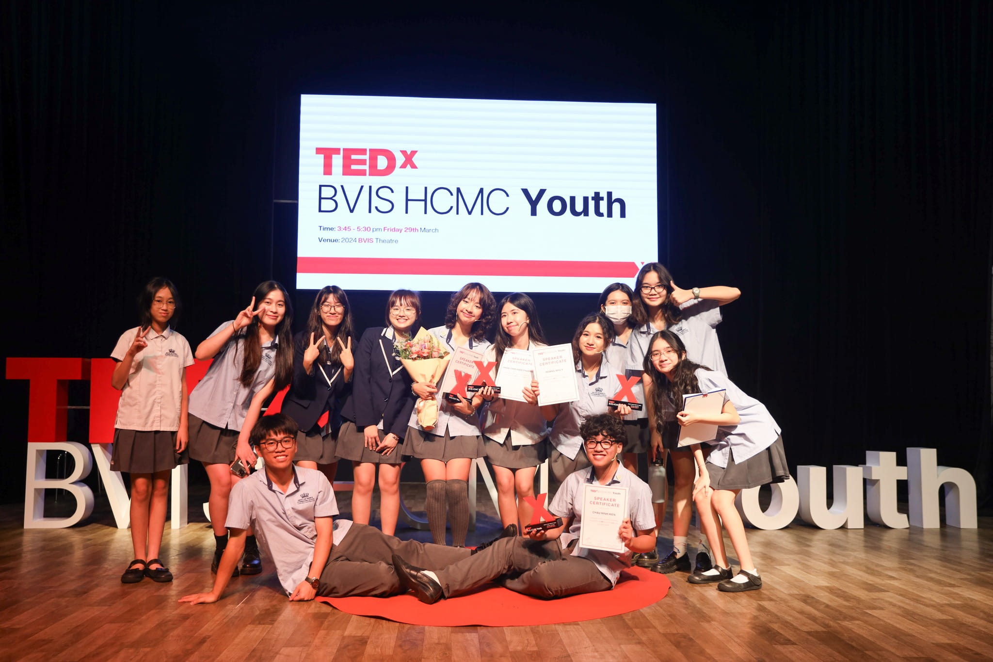 Bùng nổ cơn bão TEDxYOUTH lần đầu tiên tại BVIS! - Recap