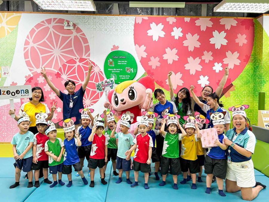 Bé Mầm non F2 trải nghiệm học tập tại Kidzoona - F2 Exciting trip to Kidzoona