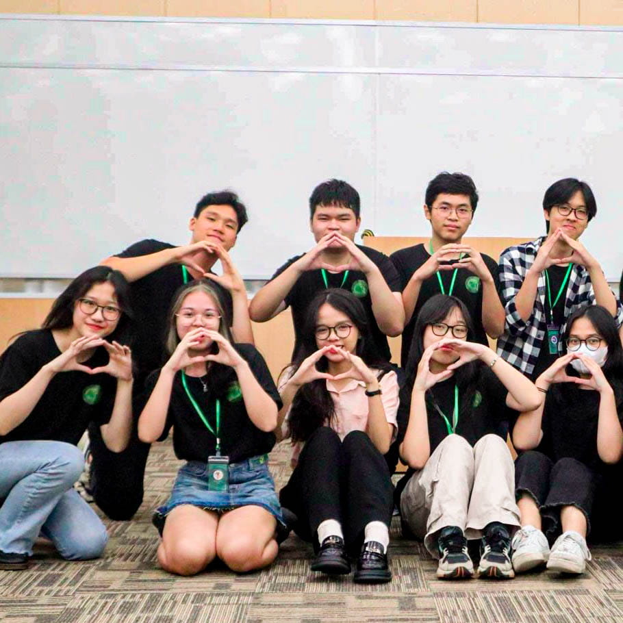 Minh Quan, a Year 13 student, receives 5 prestigious university offers from top universities in the UK and US - Minh Quan Year 13 student receives 5 prestigious university offers from top universities in UK US