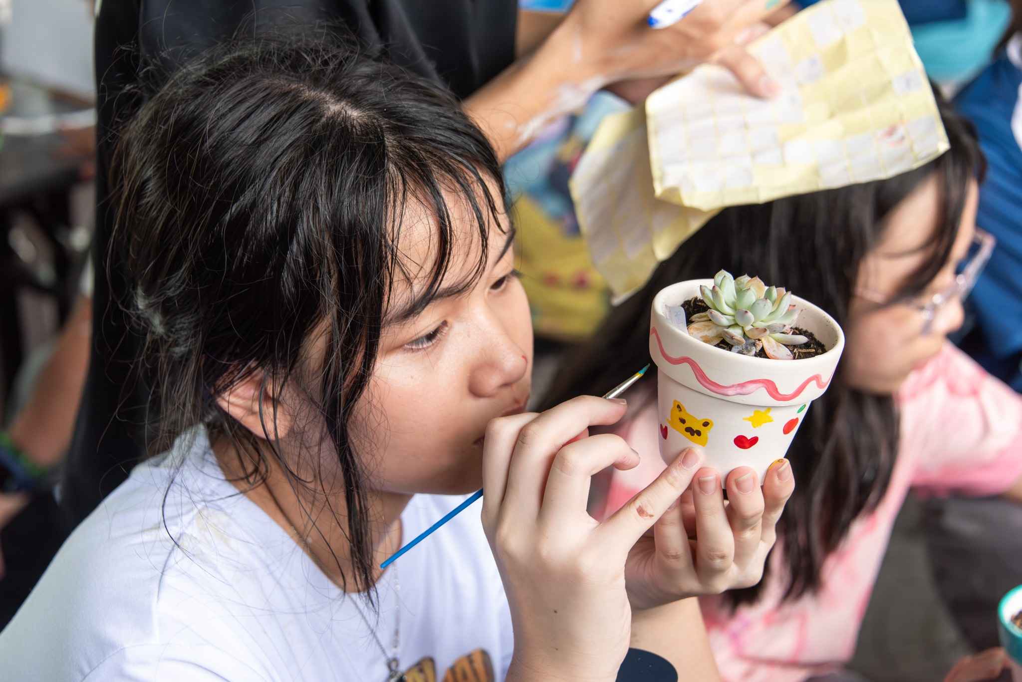 Khóa học hè 2024 | Các em học sinh thử tài xạ thủ tại sân chơi Archery Tag Việt Nam - Carousel For News Detail