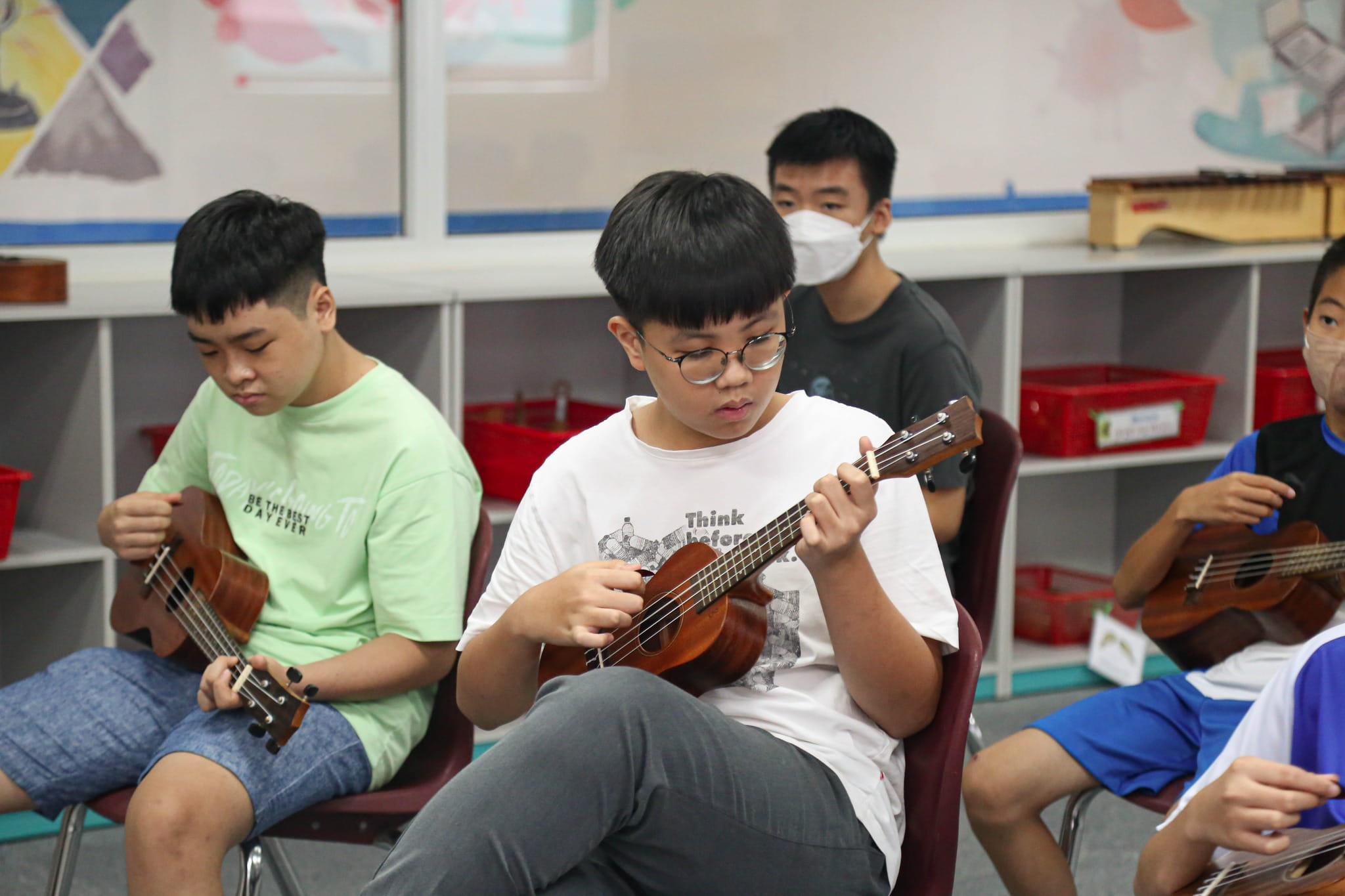 Khóa học hè 2024 | Cùng thầy Rhys tạo nên những giai điệu hè vui tươi - Carousel For News Detail