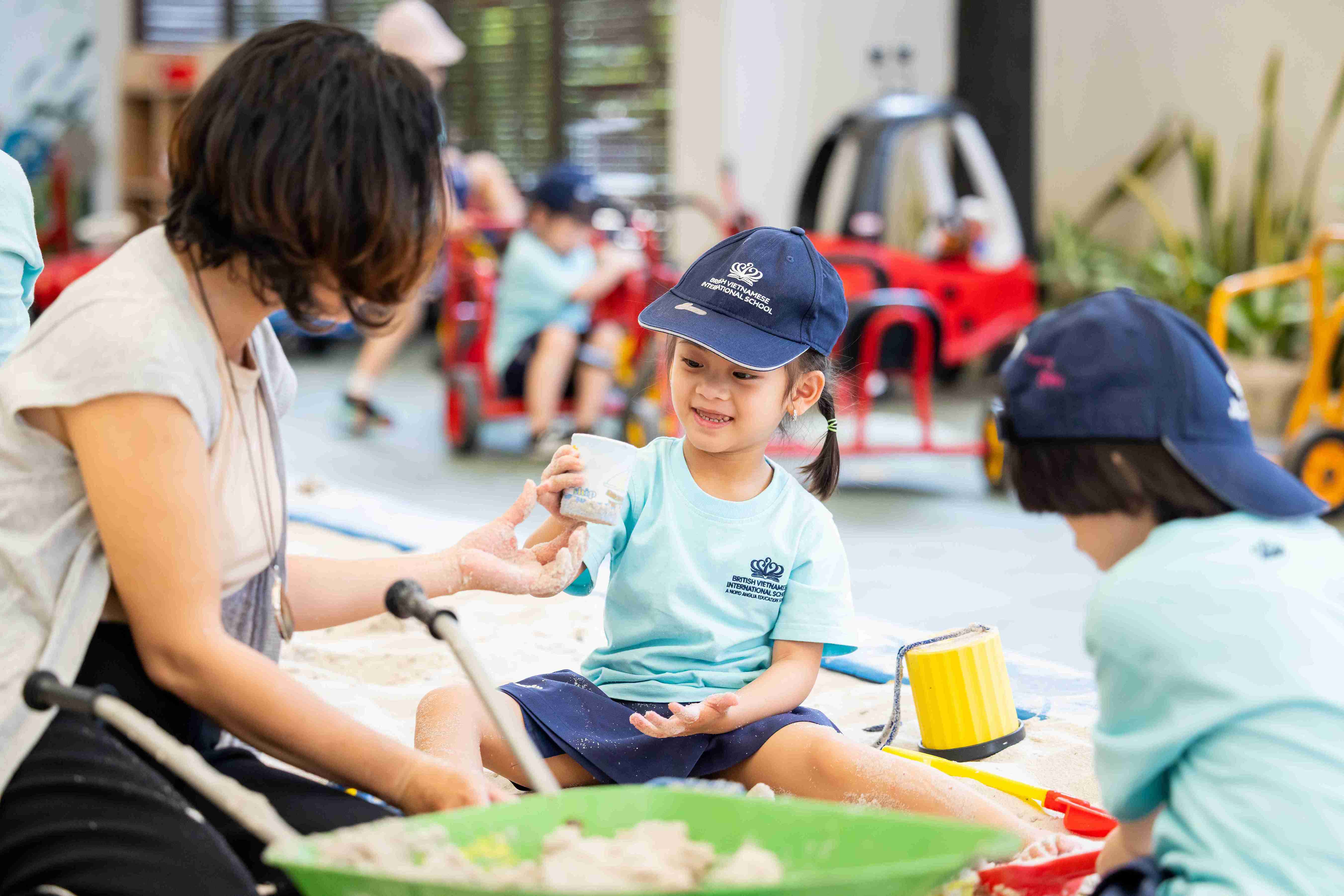 Experience and Exploration Week – a chance for children to experience first-hand our British style education - Experience and Exploration Week a chance for children to experience British style education