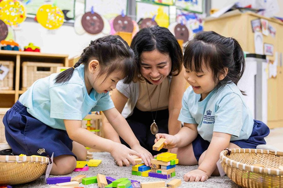 Experience and Exploration Week – a chance for children to experience first-hand our British style education - Experience and Exploration Week a chance for children to experience British style education