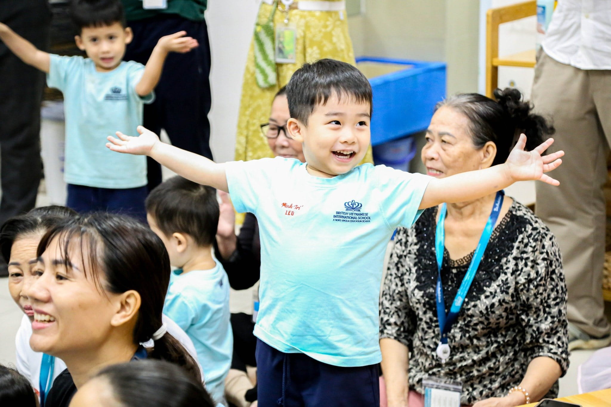 EYFS Stay & Play | Khi Ba Mẹ Trải Nghiệm Học Mà Chơi Cùng Bé - EYFS Stay and Play When Parents Experience Learning Through Play with Their Children