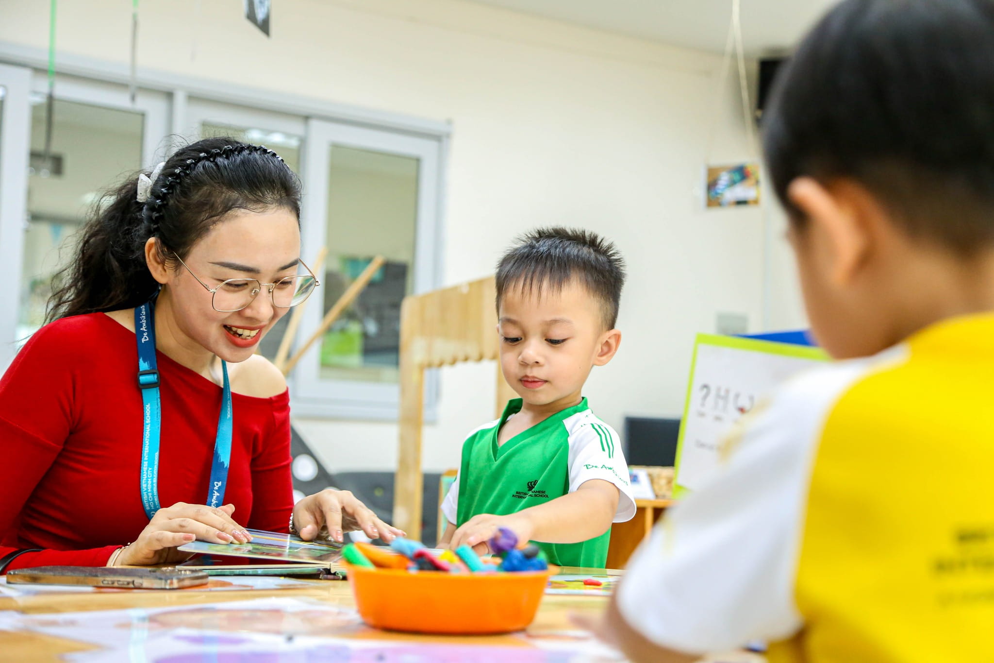 EYFS Stay & Play | Khi Ba Mẹ Trải Nghiệm Học Mà Chơi Cùng Bé - Carousel For News Detail