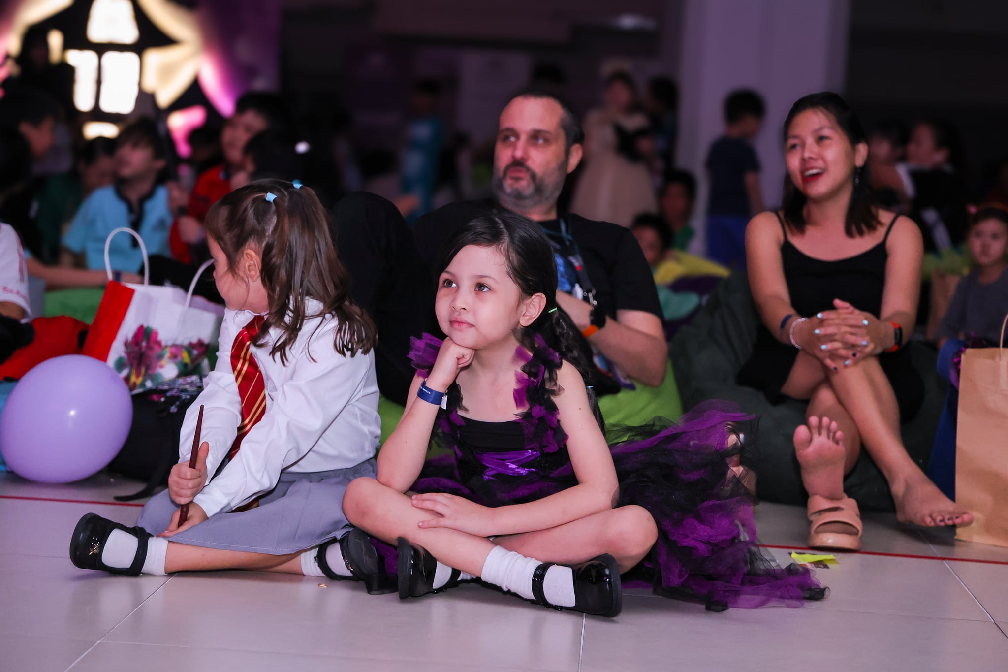 Đêm hội xem phim gia đình Halloween huyền bí - Carousel For News Detail