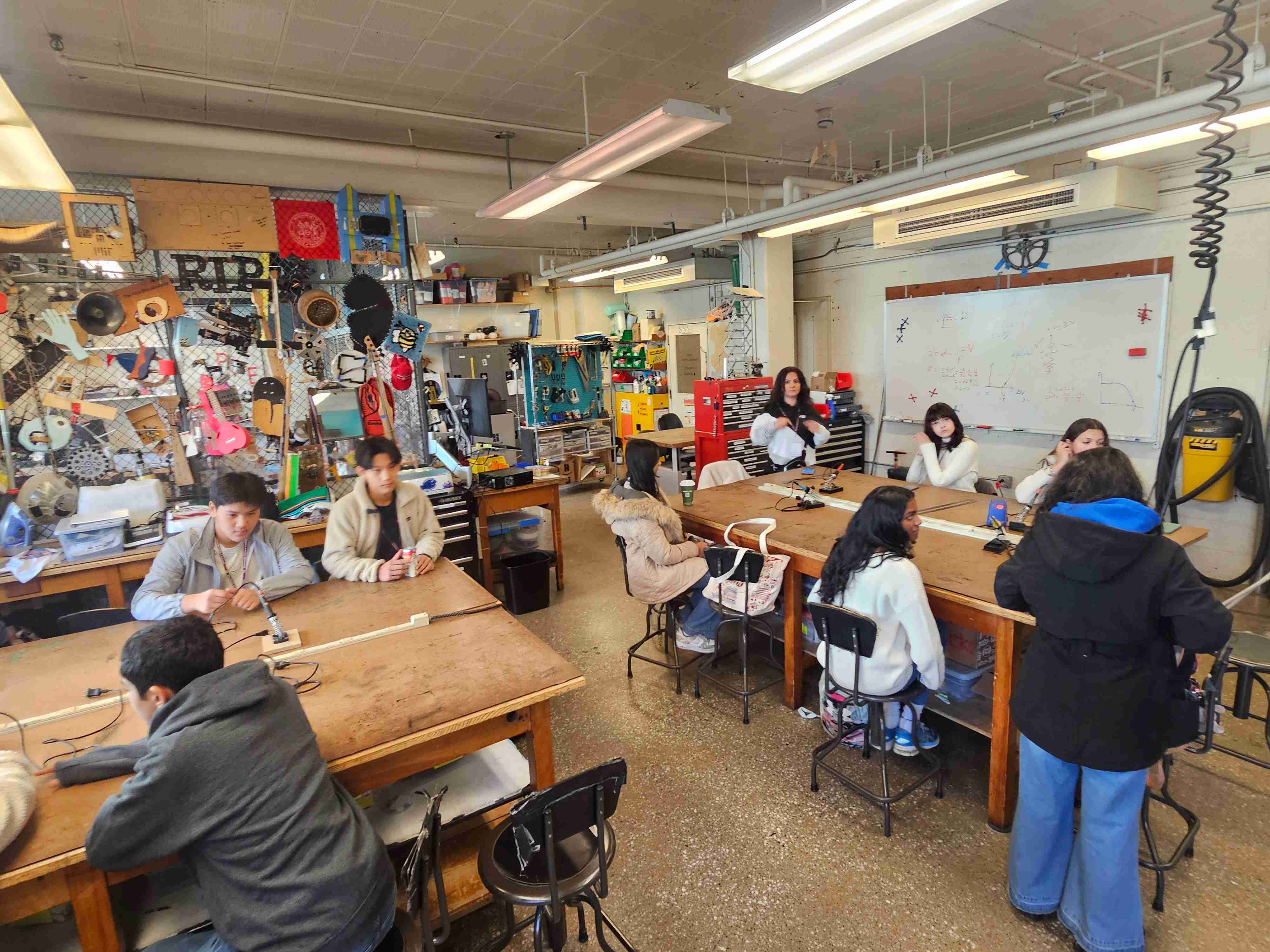 A Week Exploring the Massachusetts Institute of Technology (MIT), USA – Phuc Thien, Year 10 - A Week Exploring the Massachusetts Institute of Technology MIT USA Phuc Thien Year 10