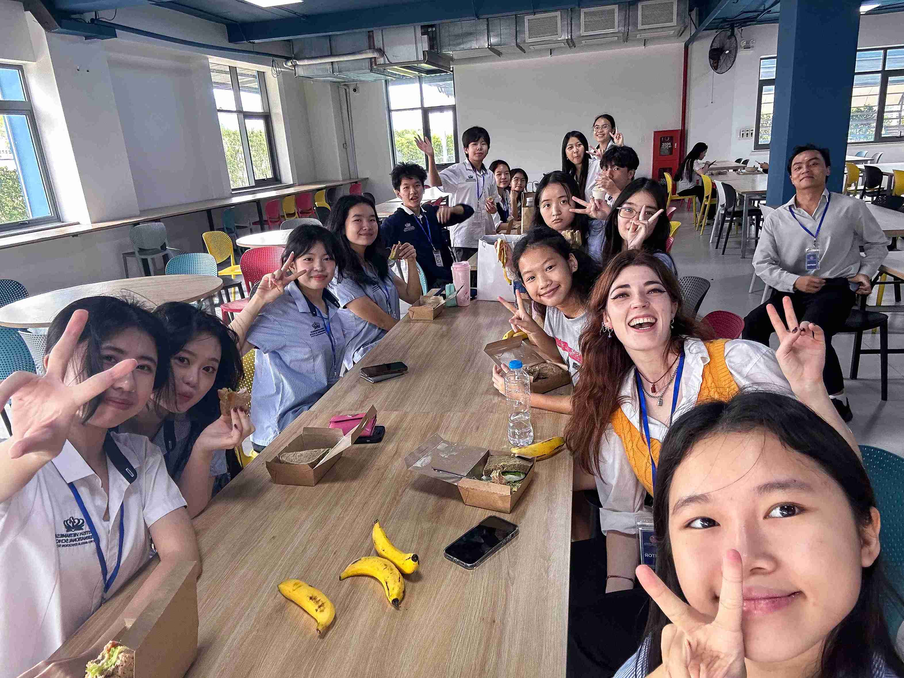 Học sinh BVIS chiến thắng áp đảo tại Lễ hội Nghệ thuật Văn học Sài Gòn 2024 - Carousel For News Detail