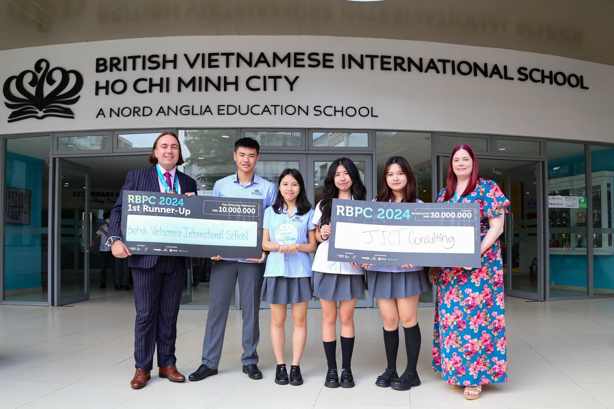 JJCT Consulting excels, winning runner-up at the RMIT Business Plan Competition 2024! - JJCT Consulting excels winning runner up at the RMIT Business Plan Competition 2024