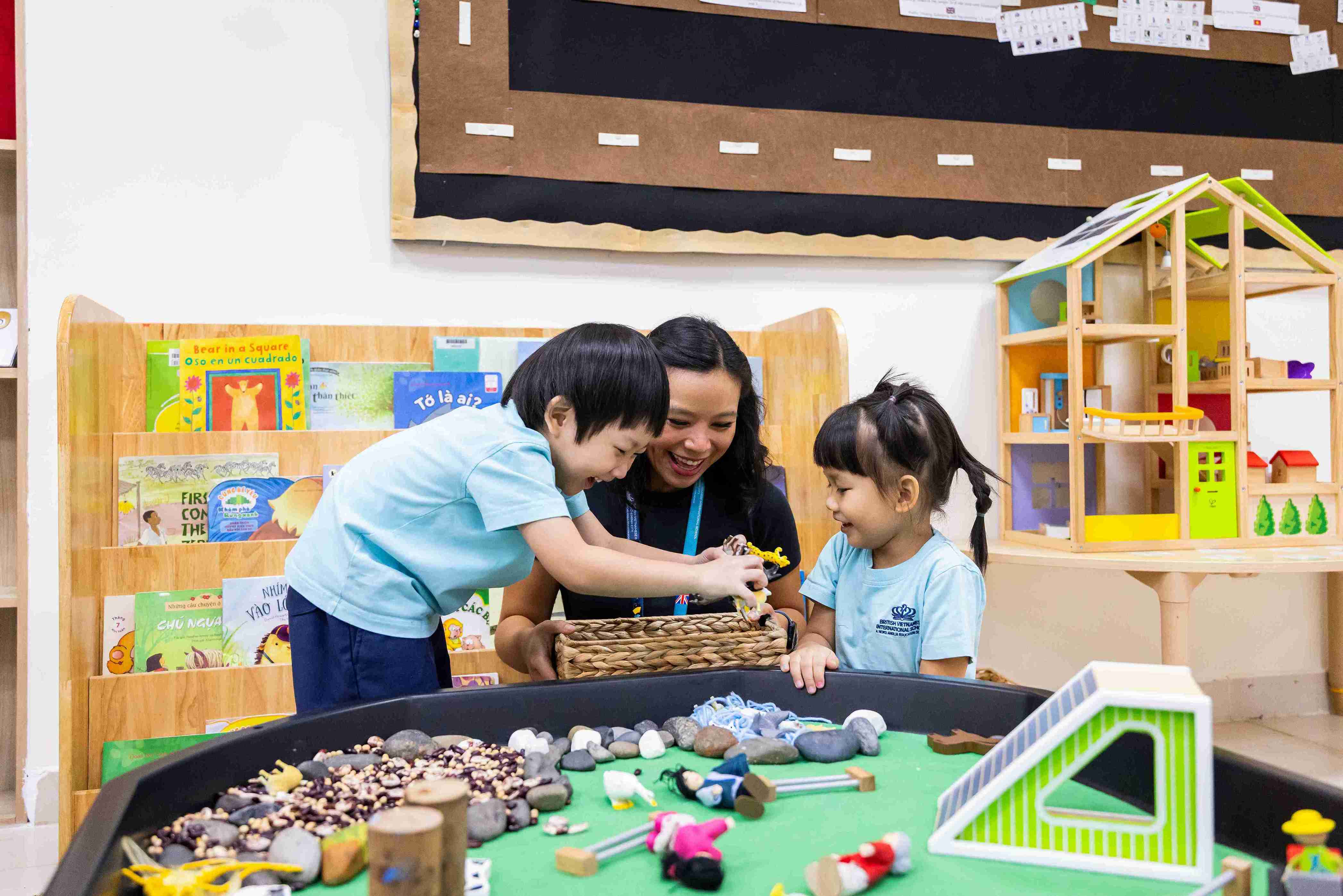 Top 5 Lợi Ích của Phương Pháp Học Mà Chơi tại BVIS - OUR TOP 5 BENEFITS OF PLAY BASED LEARNING AT BVIS