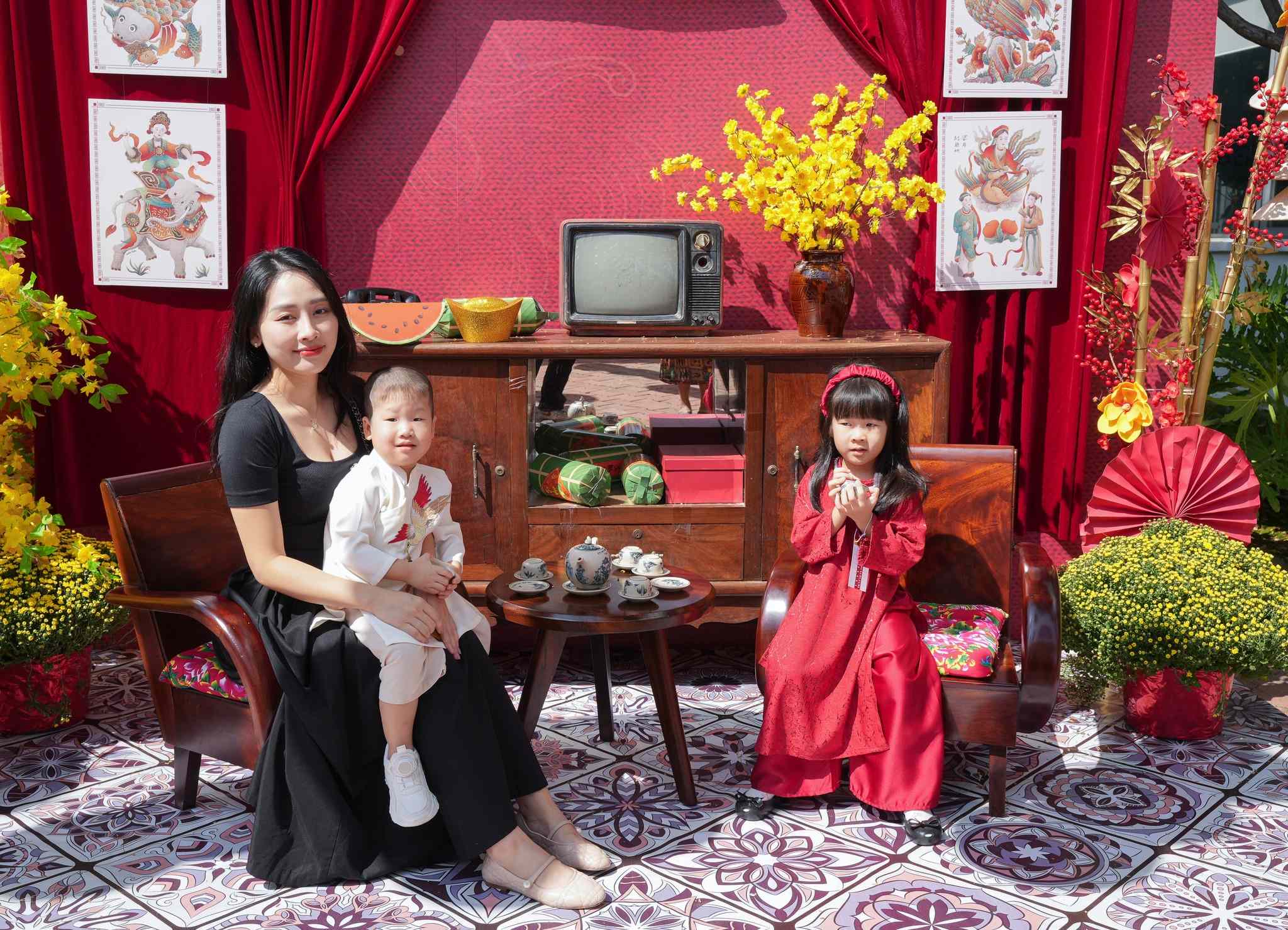 Welcome the Year of the Snake 2025 with Our Traditional Tết Festival Embracing Vietnamese Heritage - Carousel For News Detail