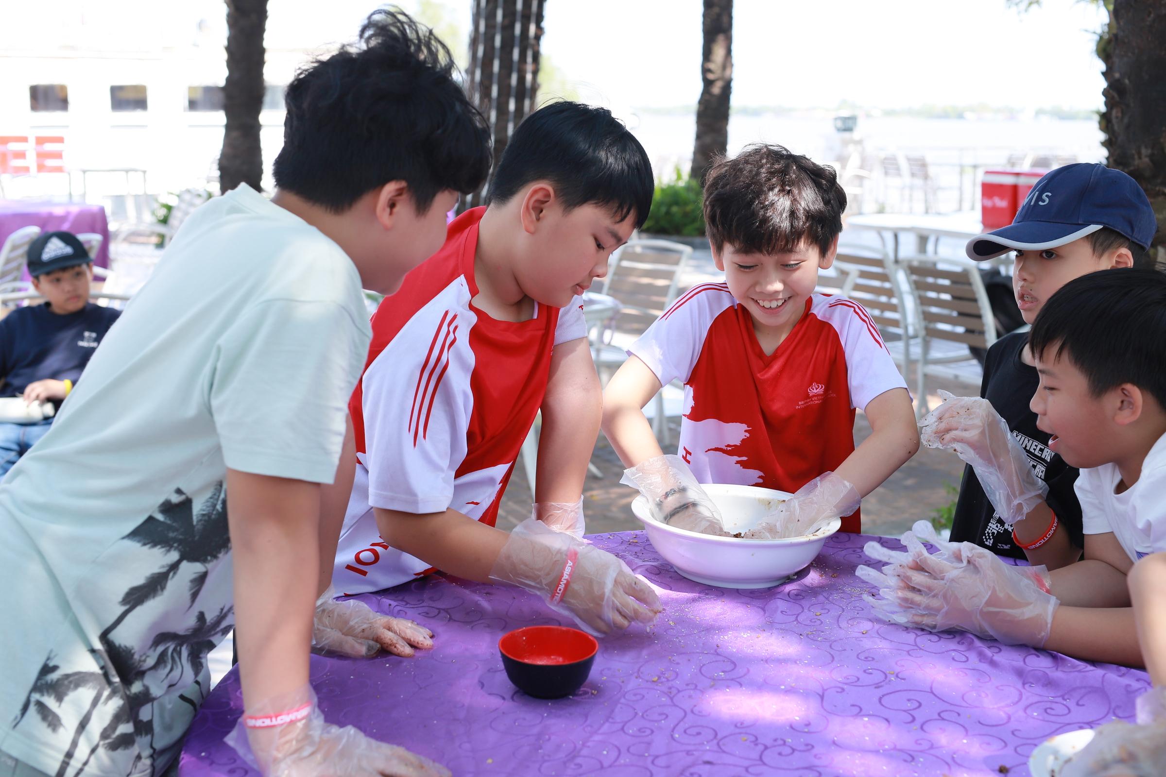 Year 5 Students Explore the Mekong Delta! - Day 3