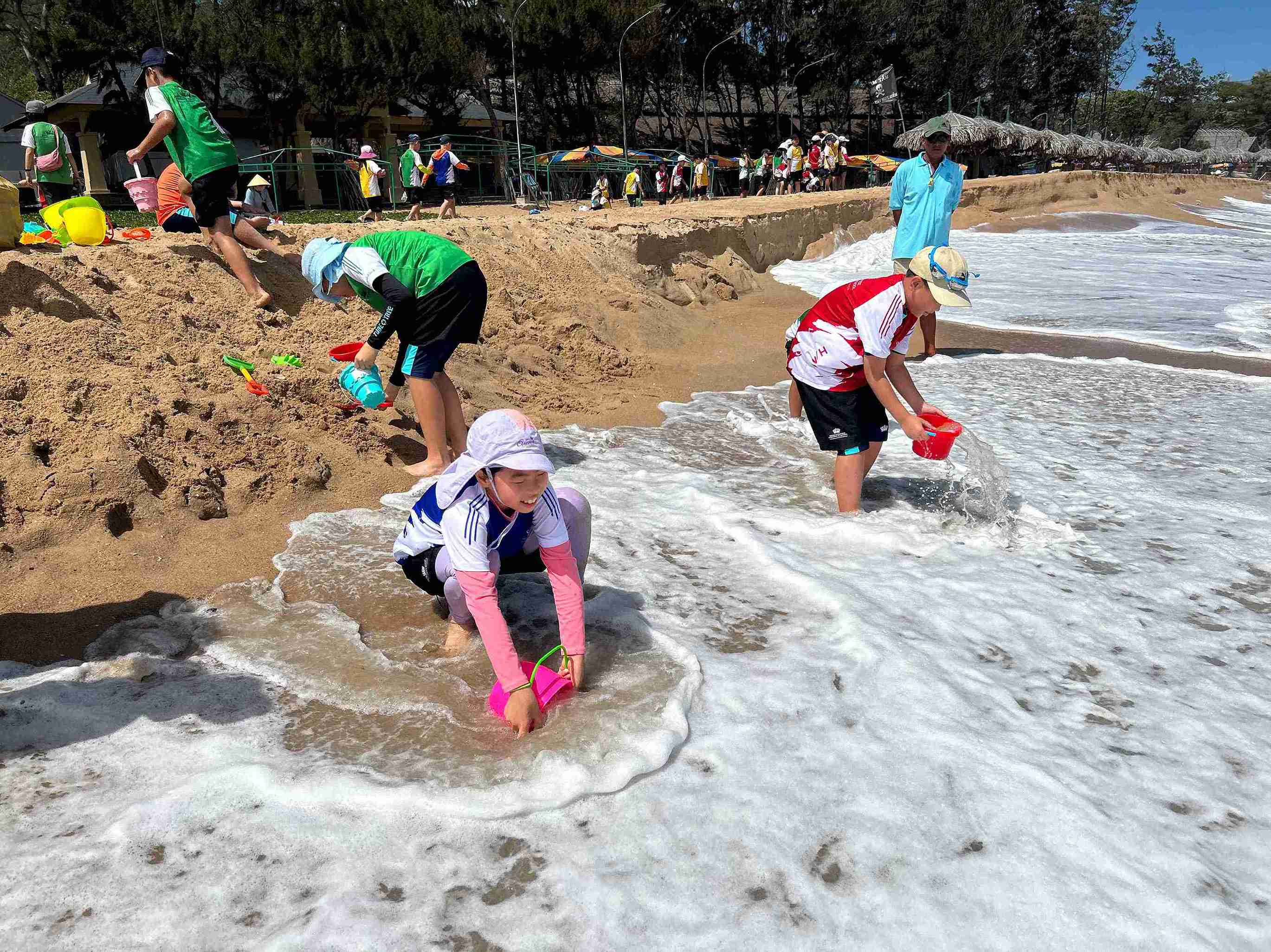 Year 4's First Residential Trip to Long Hai! - Year 4 s First Residential Trip to Long Hai