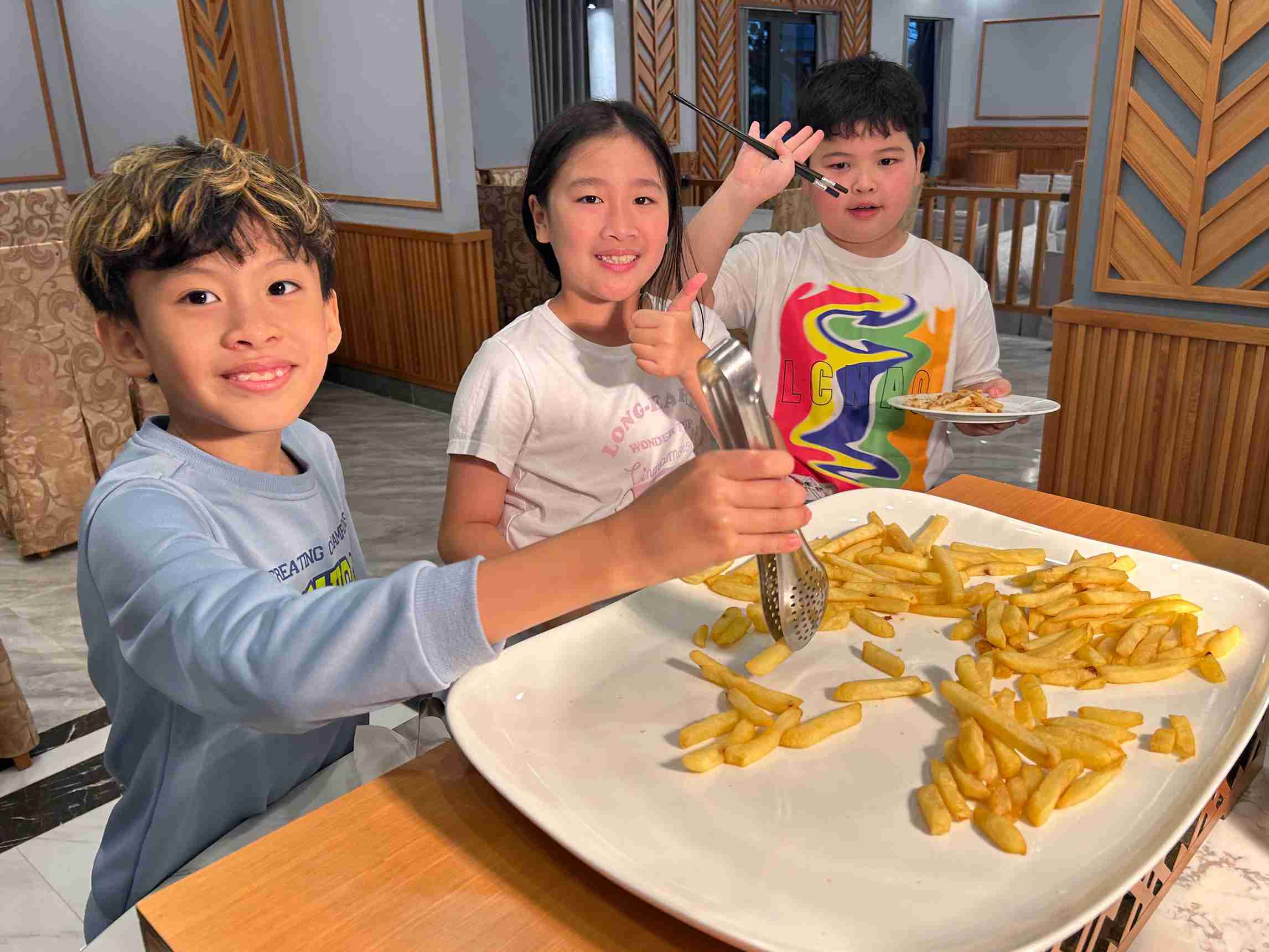 Khối 4 Lần Đầu Trải Nghiệm Chuyến Dã Ngoại Xa Nhà Tại Long Hải! - Carousel For News Detail