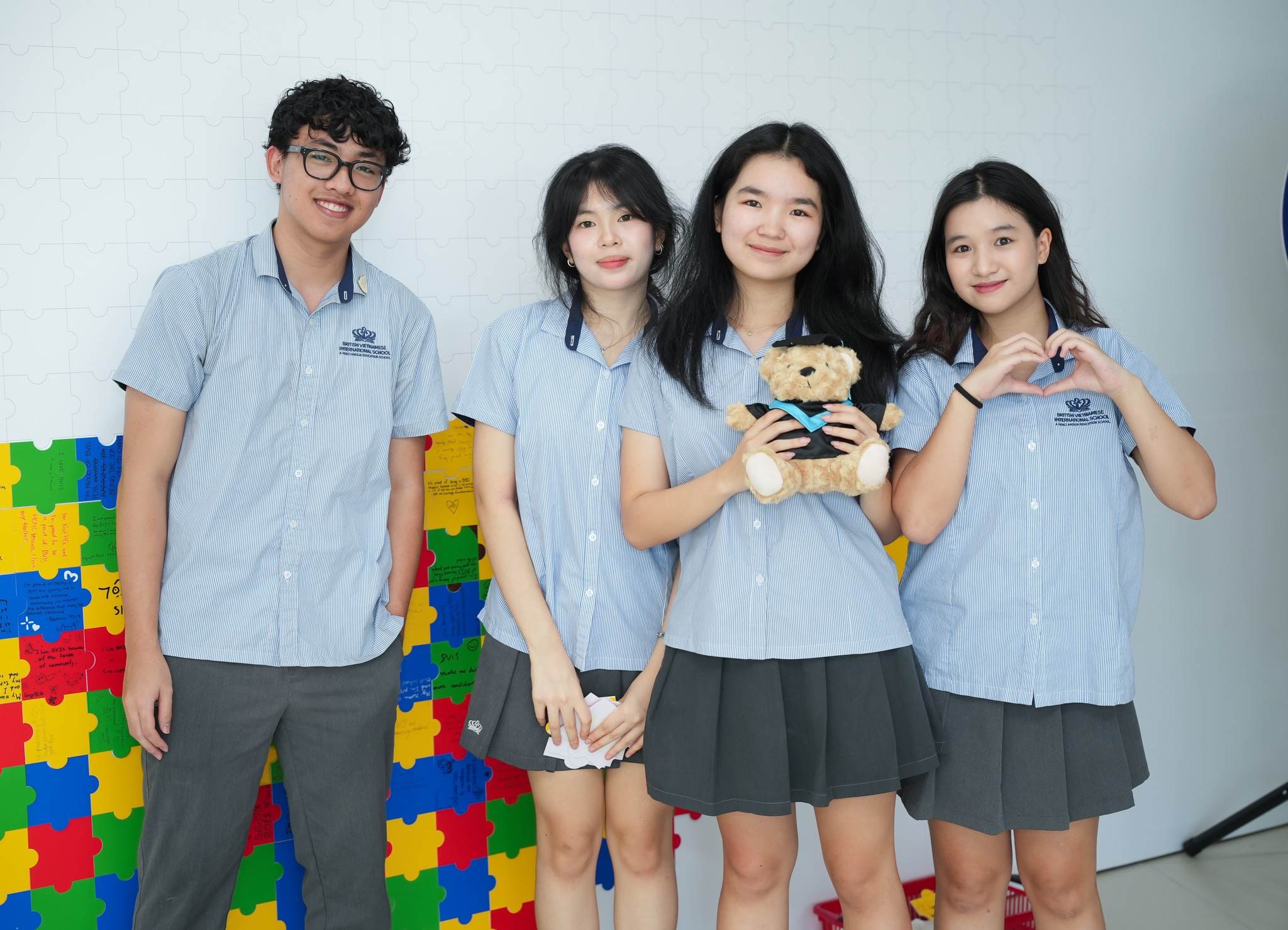 Ngày Thứ Sáu Hồng: Khép Lại Tuần Lễ #LoveBVIS Đầy Ngọt Ngào! - puzzle