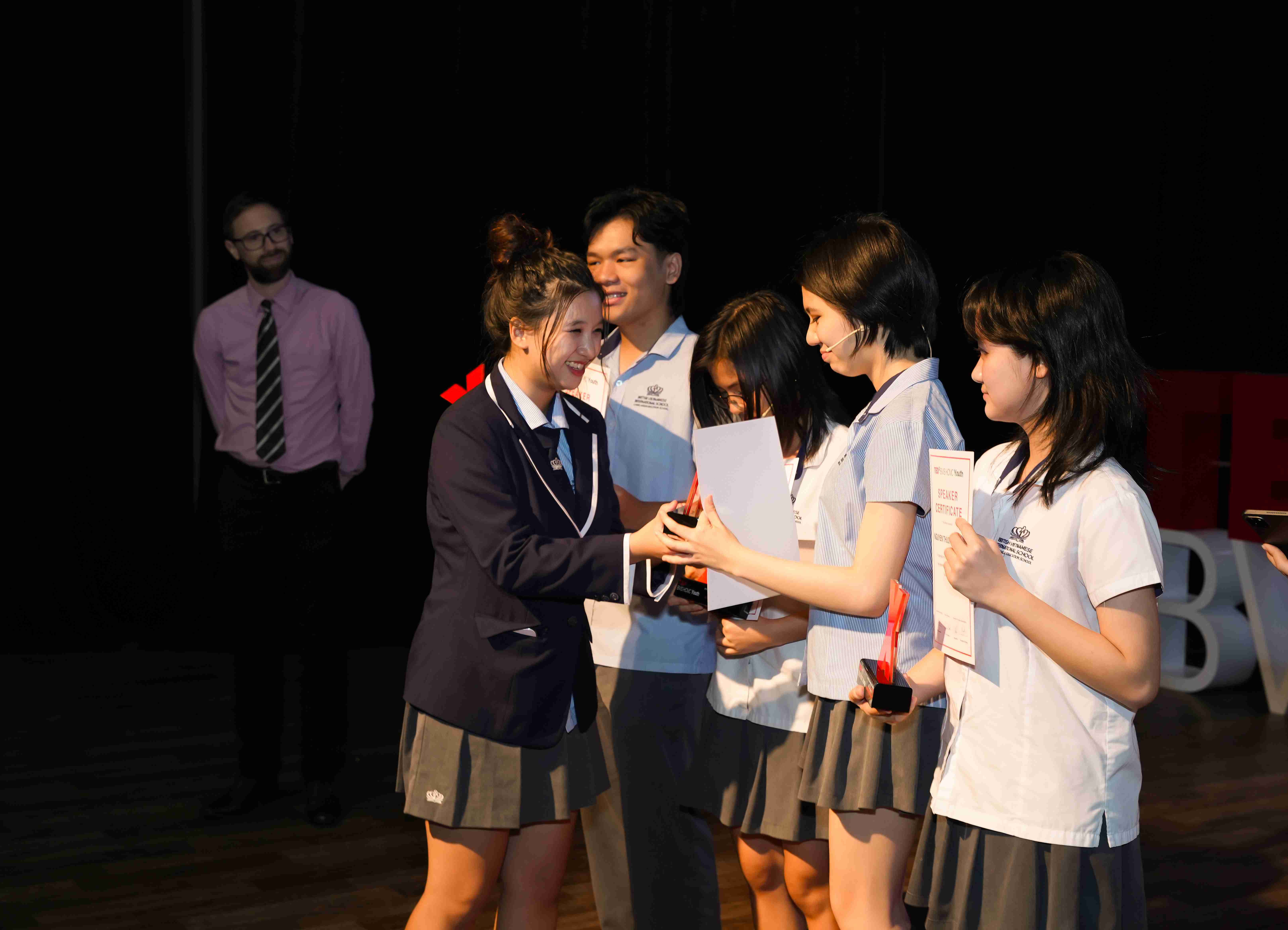TedxYouth BVIS HCMC 2025: Sự Kiện Thành Công Rực Rỡ Của Hội Đồng Học Sinh Khối Trung Học - Day 5