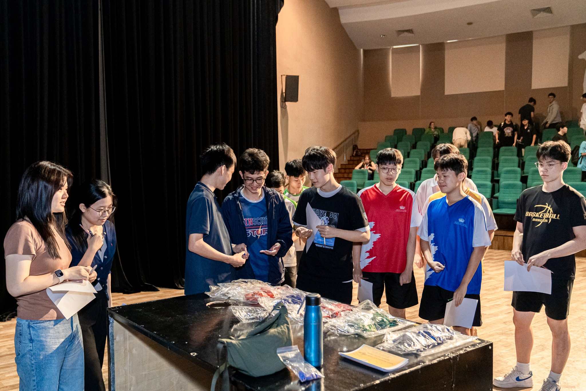 Cuộc Thi Toán Học Quốc Tế Khối Trung Học Tại BVIS - Carousel For News Detail