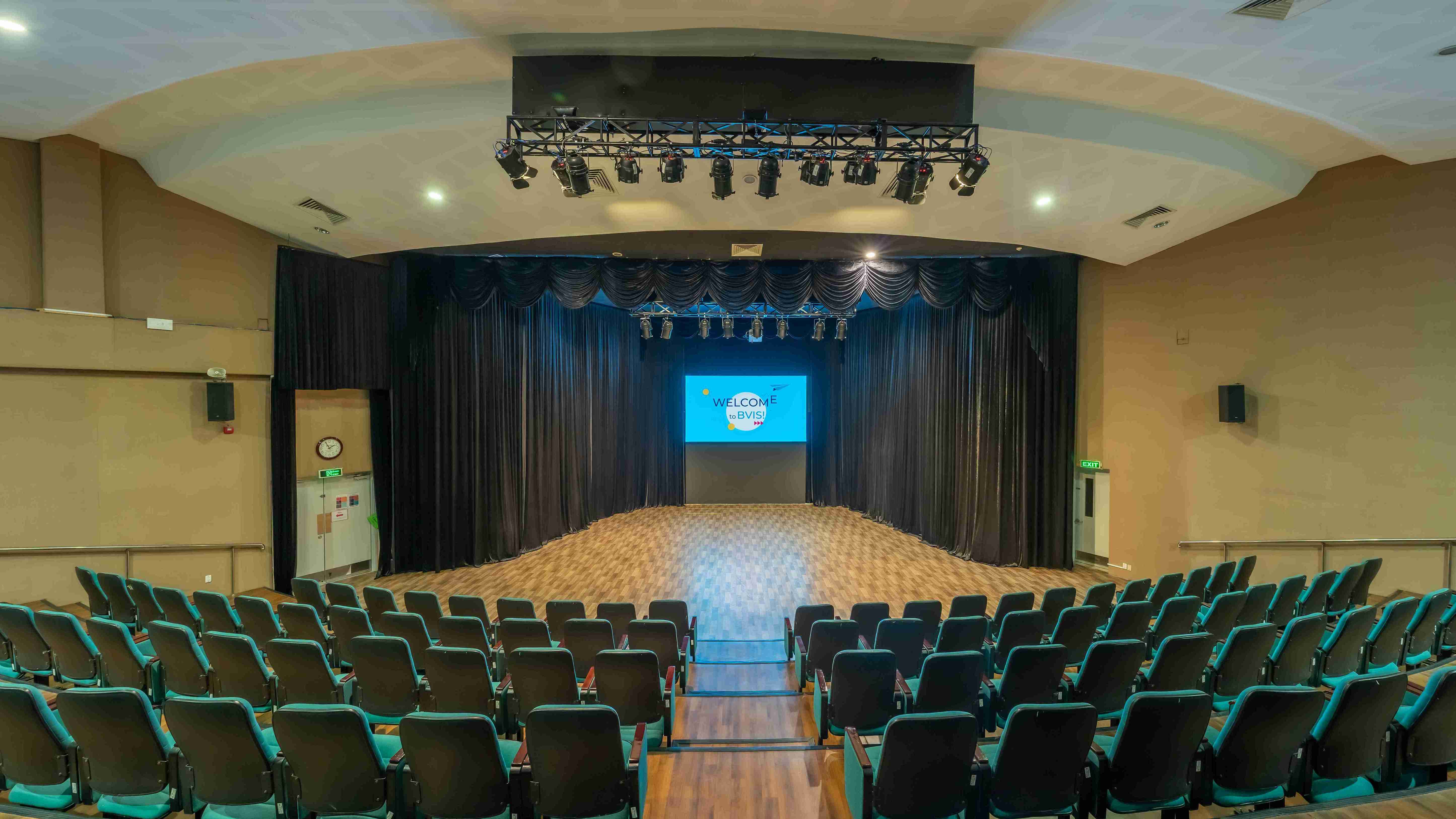 Five Things to Look for on a School Tour - Carousel For News Detail