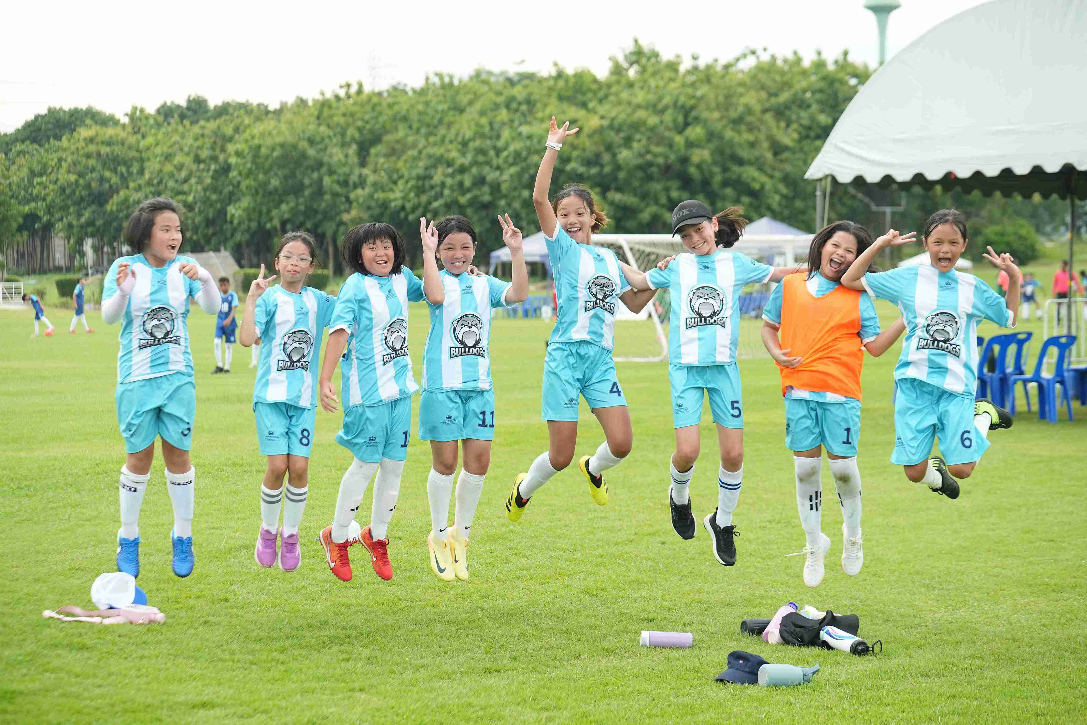 Đội tuyển Bulldogs của BVIS tỏa sáng tại Đại hội thể thao FOBISIA 2025, Thái Lan - BVIS Bulldogs Shine at the FOBISIA Games in Thailand