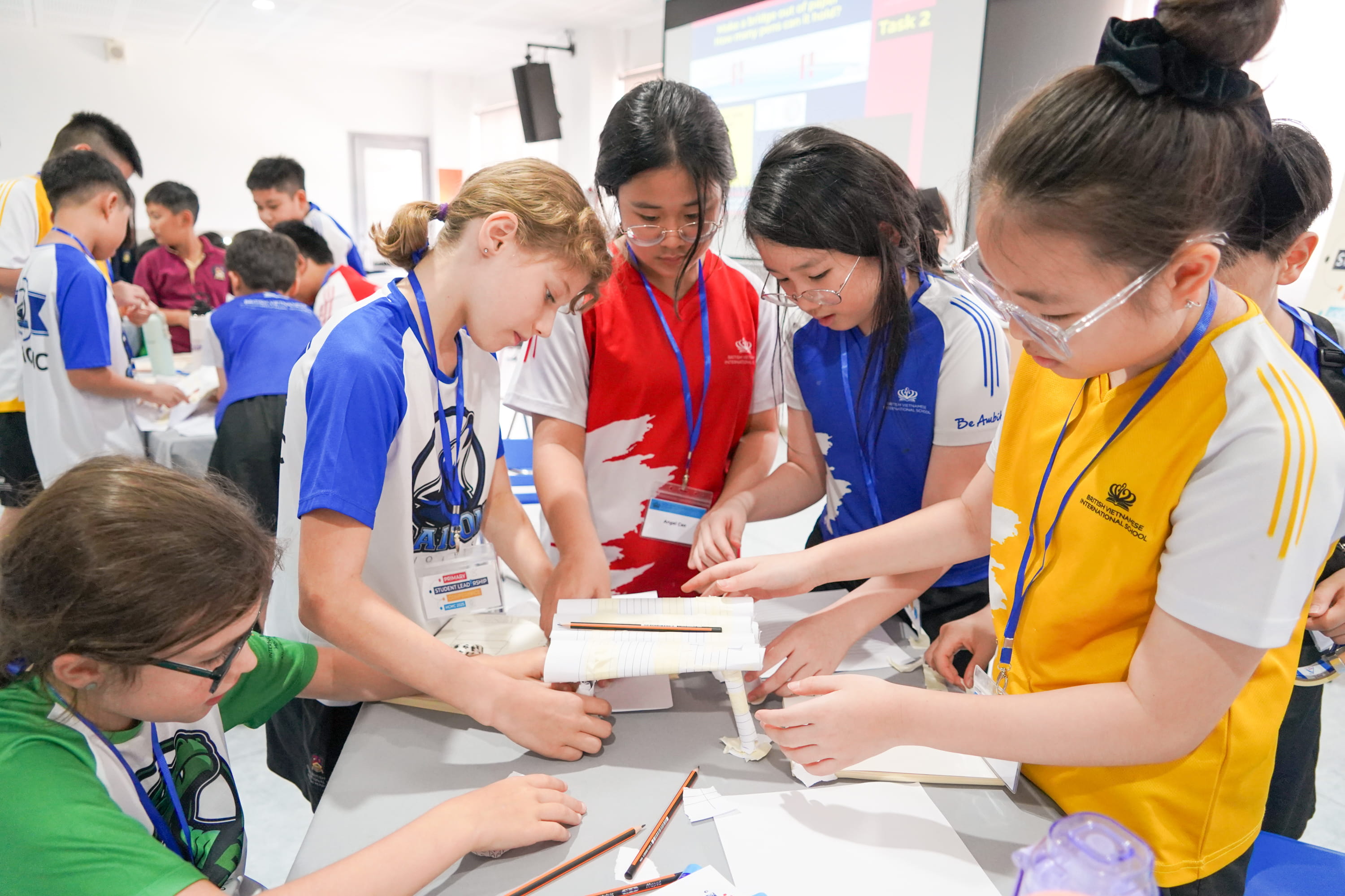 Các nhà lãnh đạo trẻ của BVIS HCMC tỏa sáng tại Hội nghị Lãnh đạo Học sinh khối Tiểu học 2025 - BVIS HCMC Young Leaders Shine at Primary Student Leadership Conference 2025