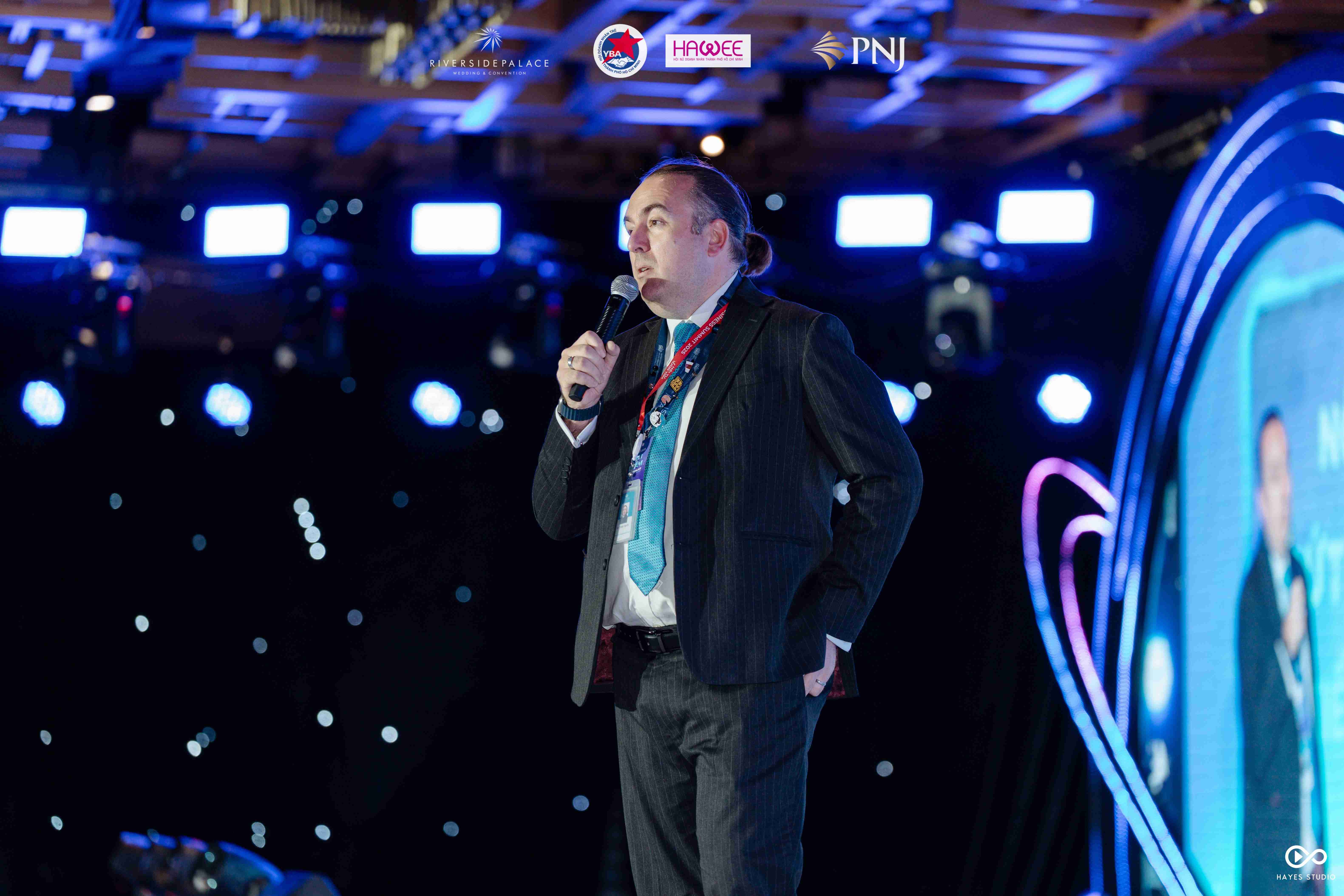 AI-Driven Education in a New Era – Sharing From Mr. Toby Bate, Head of Secondary BVIS HCMC - AI Driven Education in a New Era Sharing From Mr Toby Bate Head of Secondary BVIS HCMC