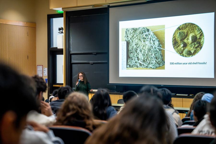 Nguyên Khánh, Lớp 10 Cùng Những Trải Nghiệm Đáng Nhớ Tại Viện Công Nghệ MIT, Boston 2025 - Nguyen Khanh Year 10 Experiences An Unforgettable Student Trip To MIT Boston 2025