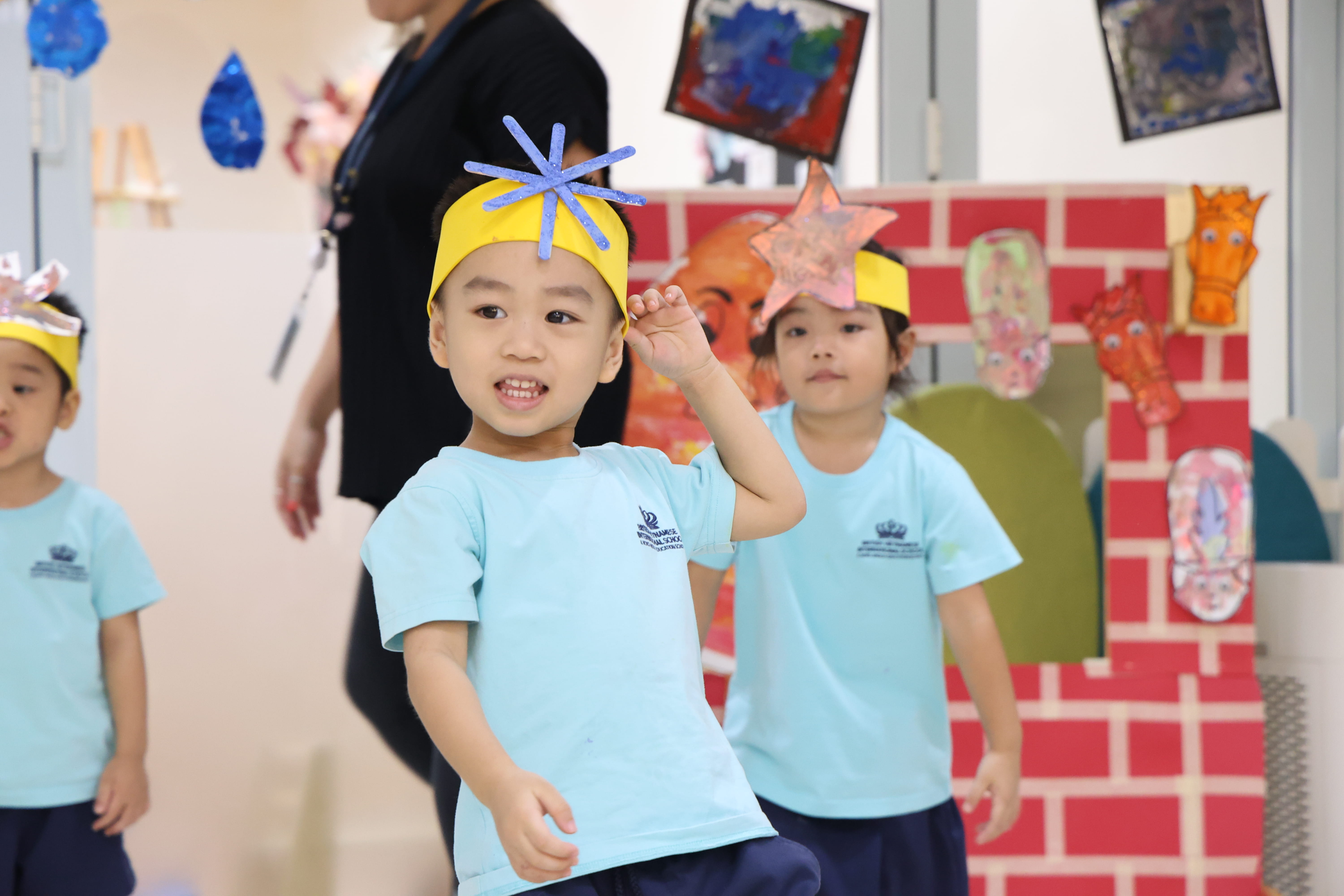 Tiêu Điểm Trong Tuần 28/11/2025 - Weekly Highlights 28 11 2025