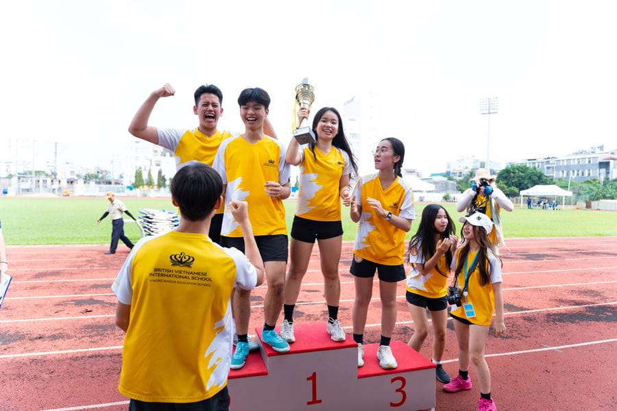 Weekly Highlights 12/12/2025 - Weekly Highlights 12 12 2025