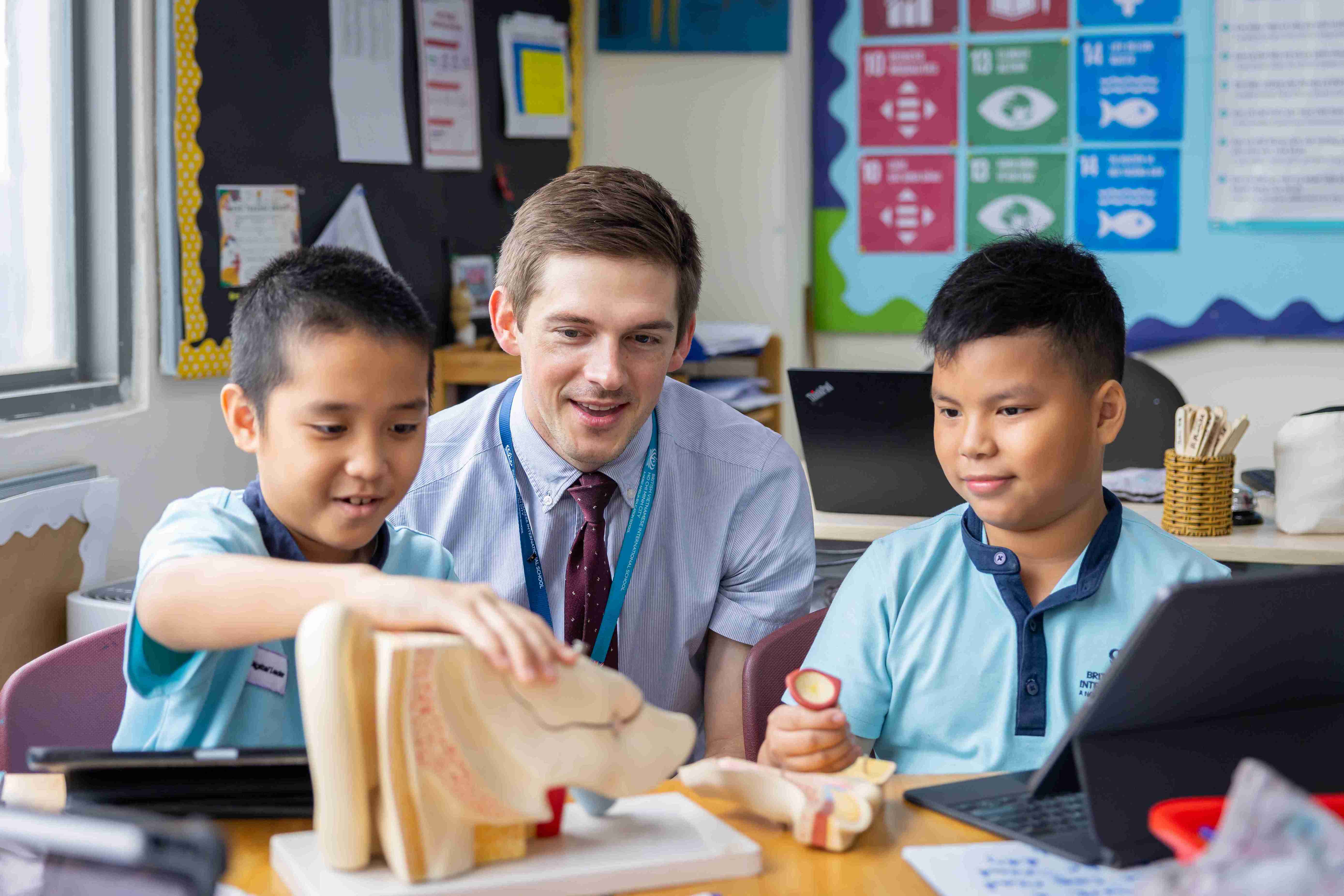 Kỷ niệm 15 năm thành lập: Điểm lại 15 lý do các gia đình tin tưởng lựa chọn Trường BVIS TP.HCM - BVIS HCMC Celebrates 15 Years 15 Reasons Families Choose Our School