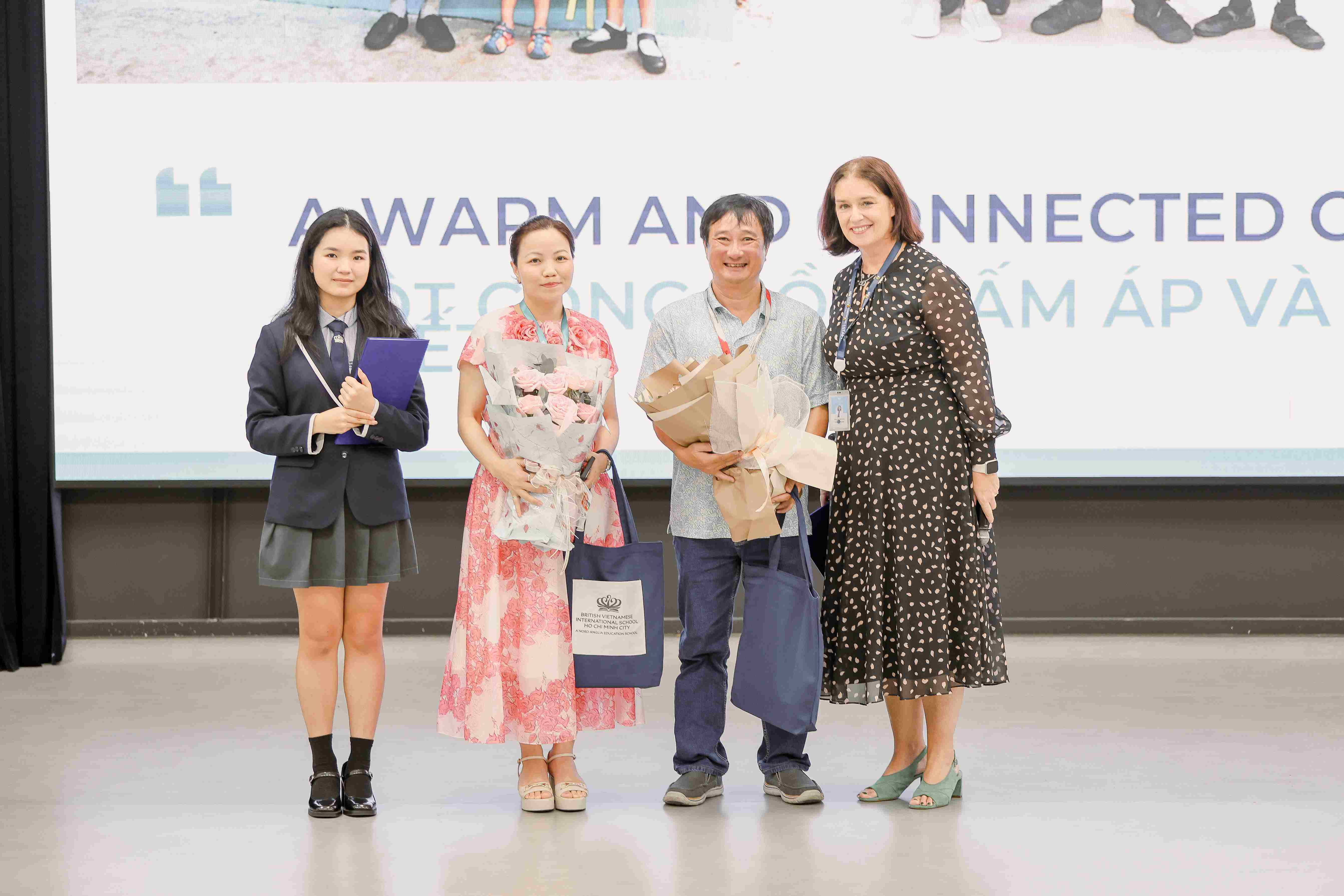 Ky Duyen (Class of 2026): Receives Multiple Law Offers from World-Leading Universities and a Scholarship Worth Over VND 1 Billion - Ky Duyen Class of 2026 Receives Law Offers from Top Universities and Scholarship VND 1 Billion