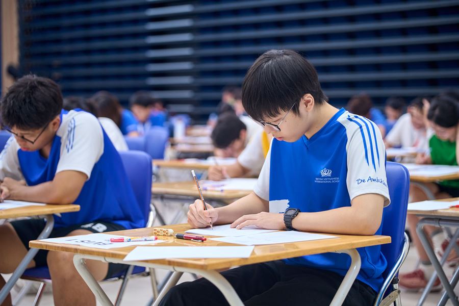 JiU competing in Maths competition